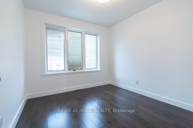 Photo 13 of 131 Banff Road, Toronto, Mount Pleasant East — HOMEH