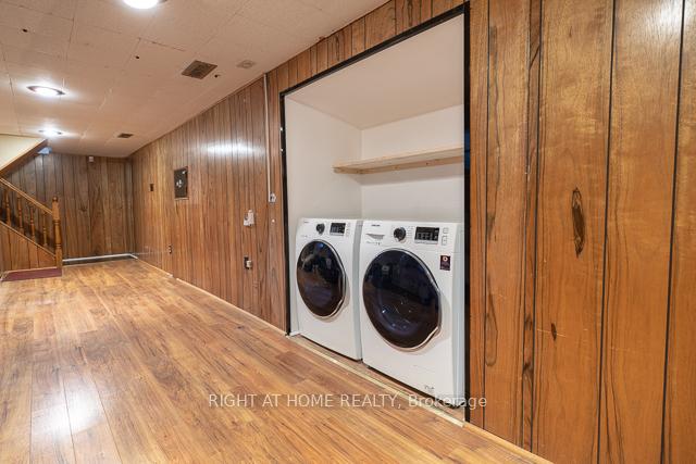 Photo 15 of 131 Banff Road, Toronto, Mount Pleasant East — HOMEH