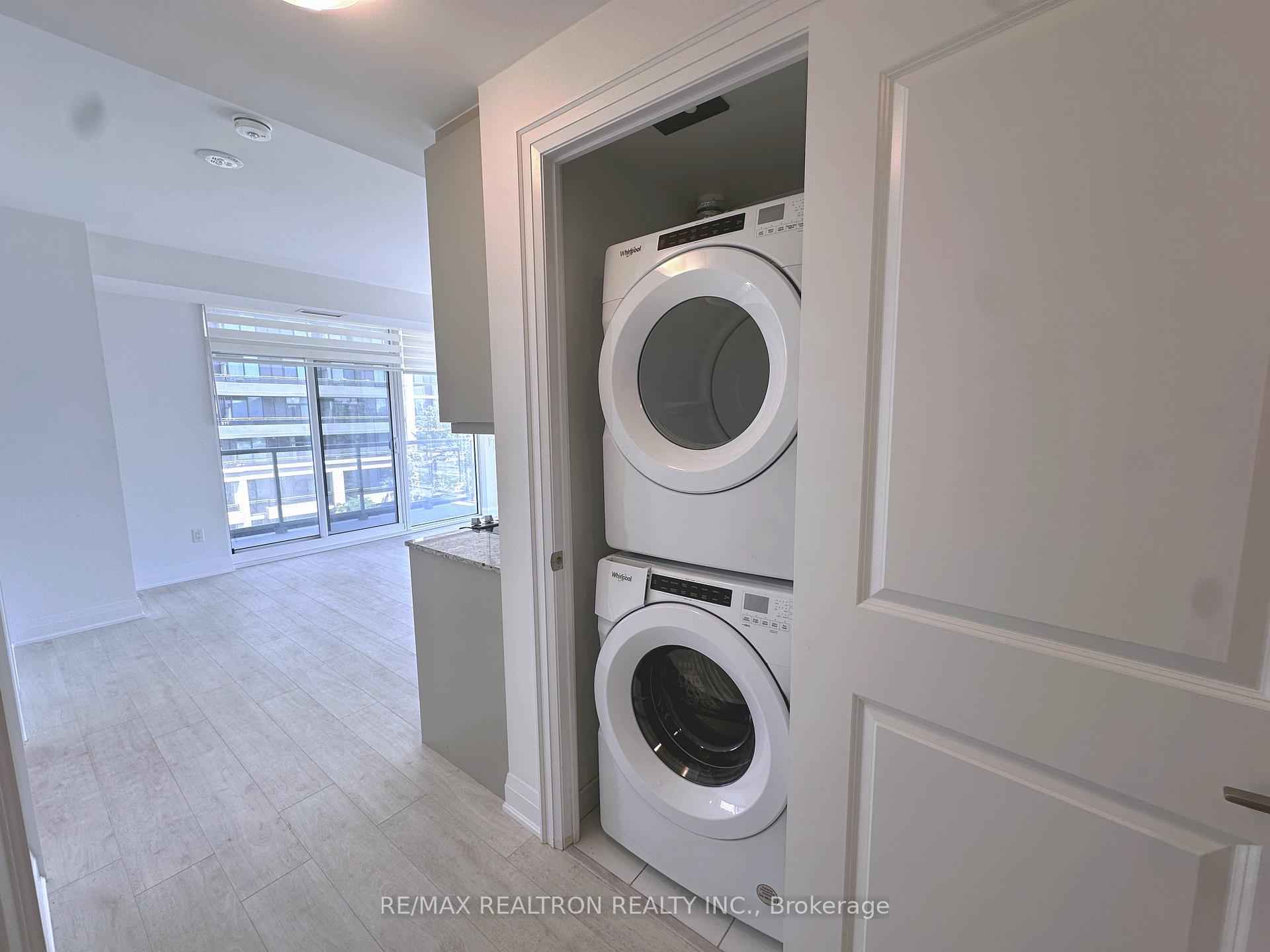 Photo 9 of Unit 402, 20 Gatineau Drive, Vaughan, Beverley Glen — HOMEH