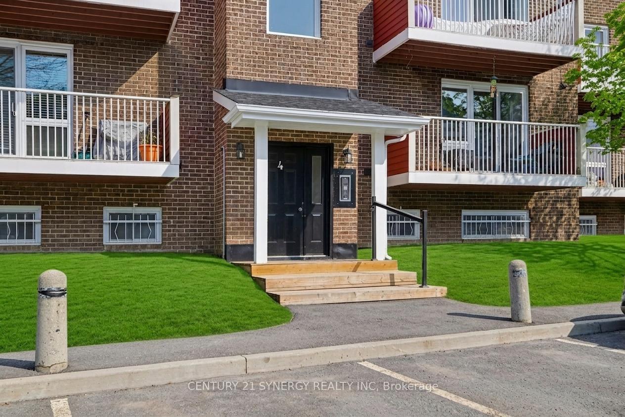 Photo 2 of Unit 403, 1589 St Bernard Street, Ottawa, Sawmill Creek/Timbermill — HOMEH