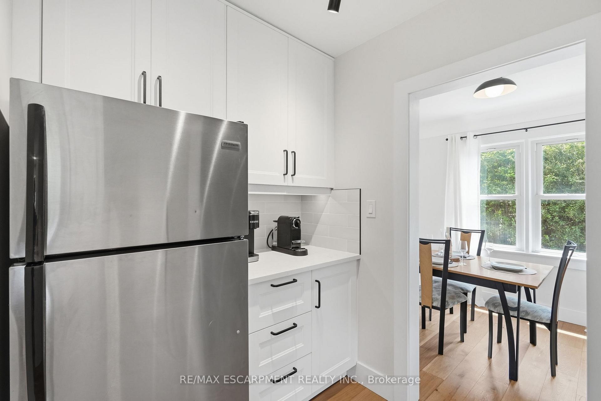 Photo 16 of 16 Kings Forest Drive, Hamilton, Huntington — HOMEH