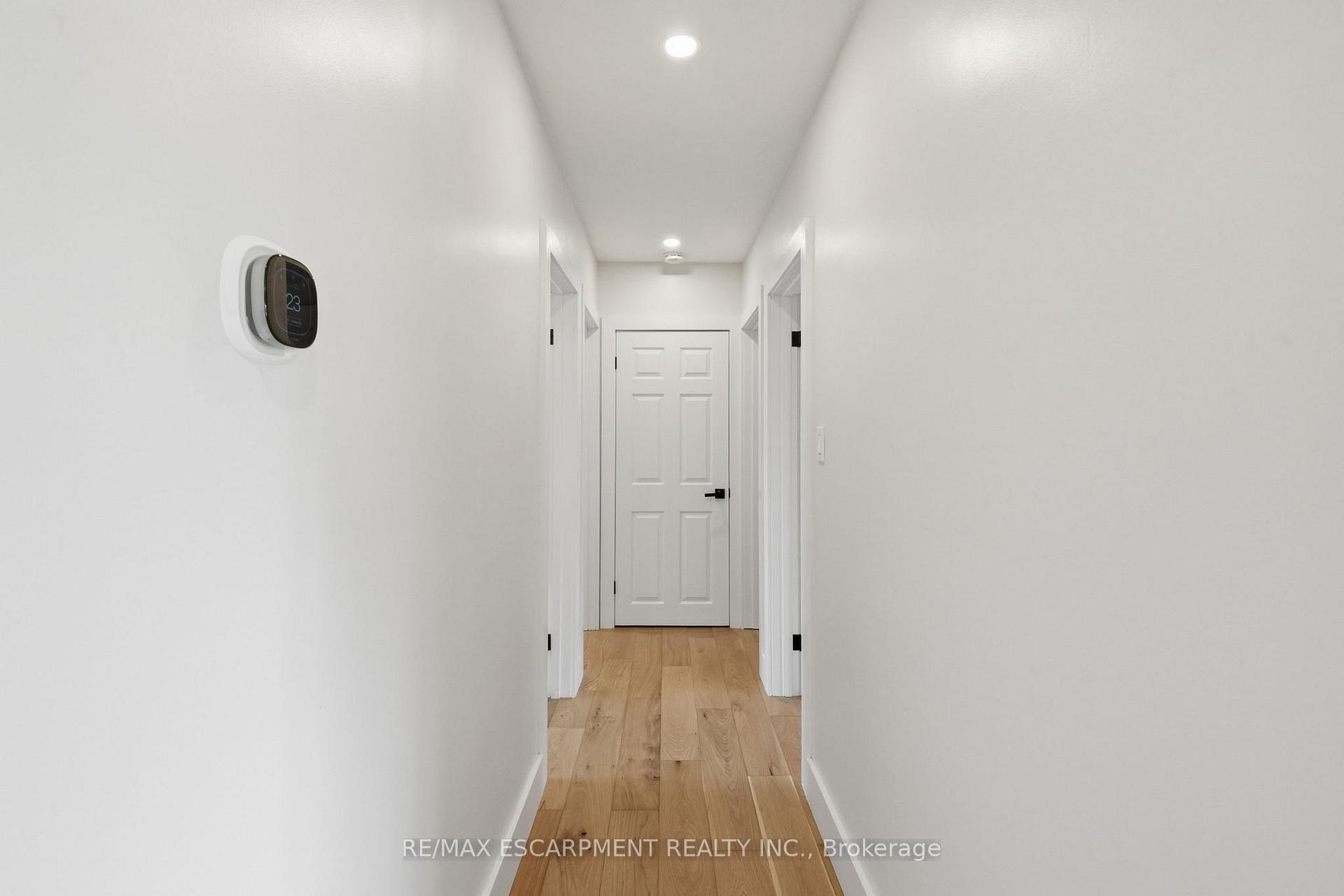 Photo 21 of 16 Kings Forest Drive, Hamilton, Huntington — HOMEH