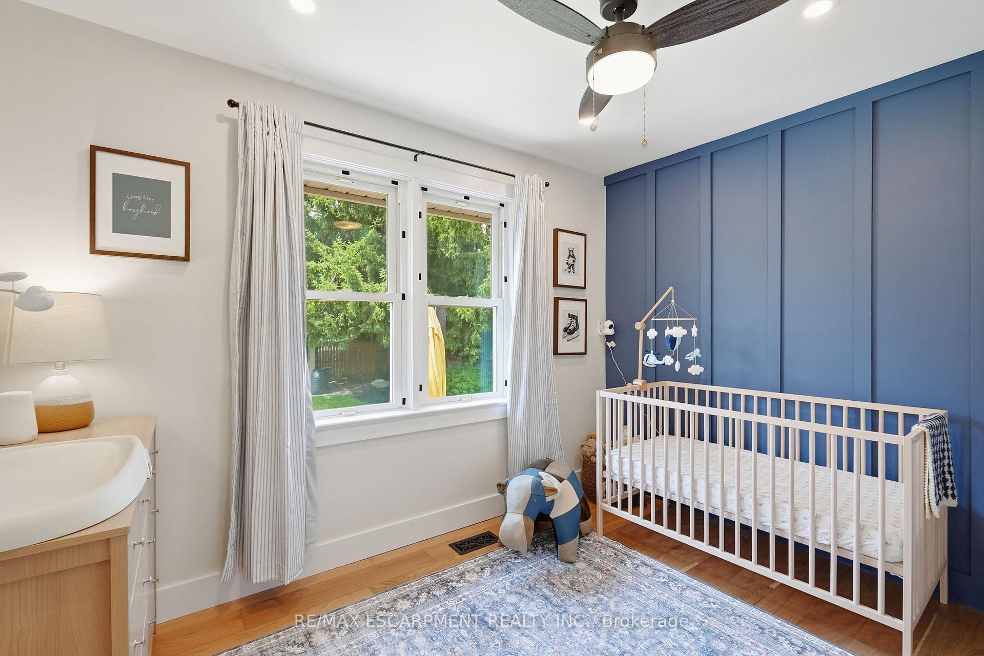 Photo 24 of 16 Kings Forest Drive, Hamilton, Huntington — HOMEH