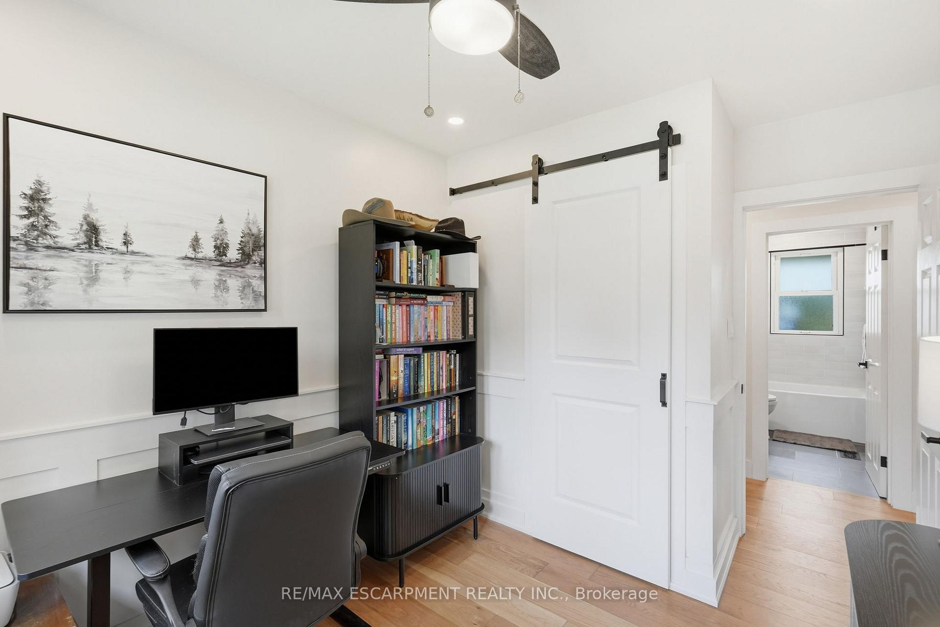 Photo 27 of 16 Kings Forest Drive, Hamilton, Huntington — HOMEH