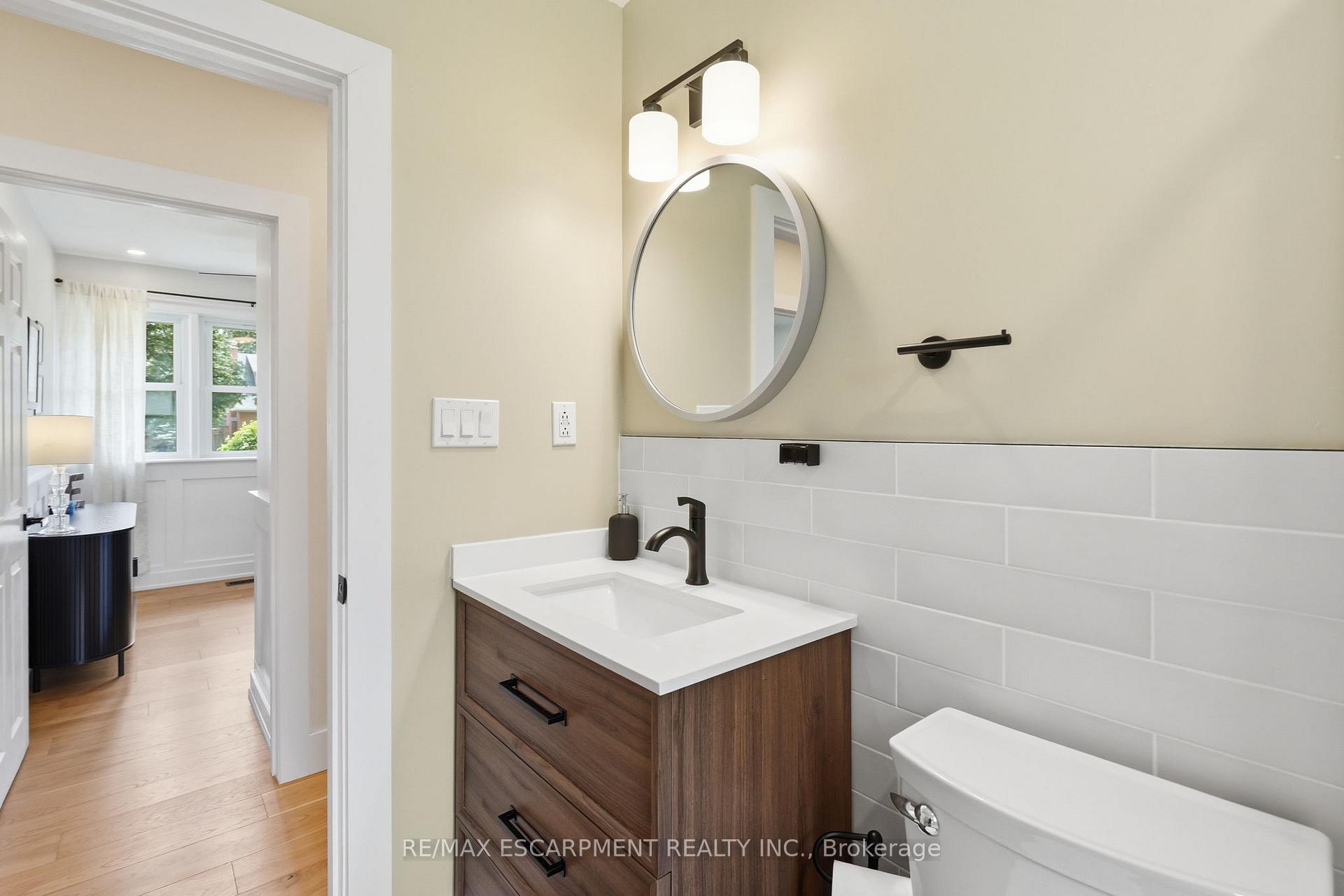 Photo 28 of 16 Kings Forest Drive, Hamilton, Huntington — HOMEH