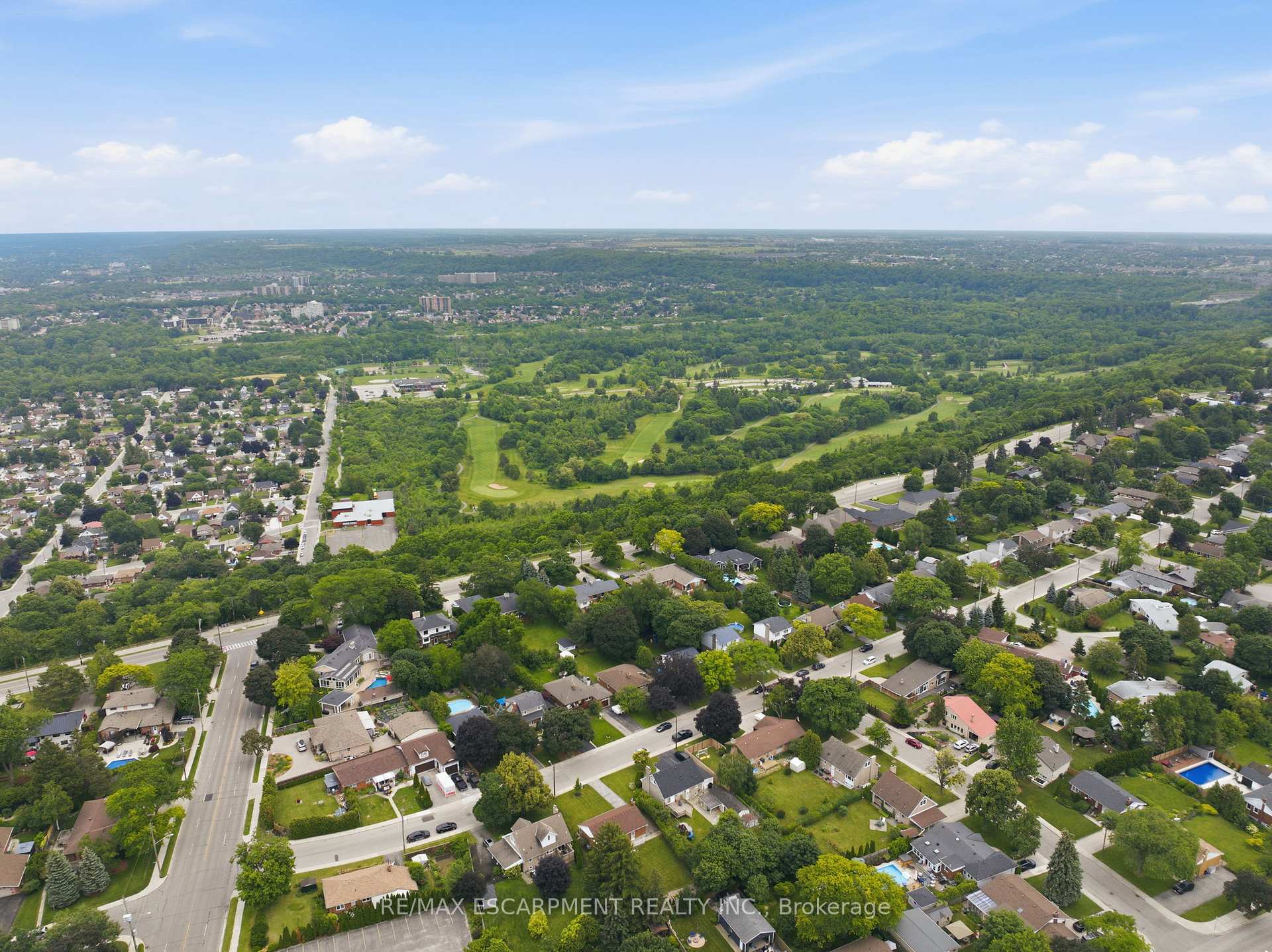 Photo 44 of 16 Kings Forest Drive, Hamilton, Huntington — HOMEH