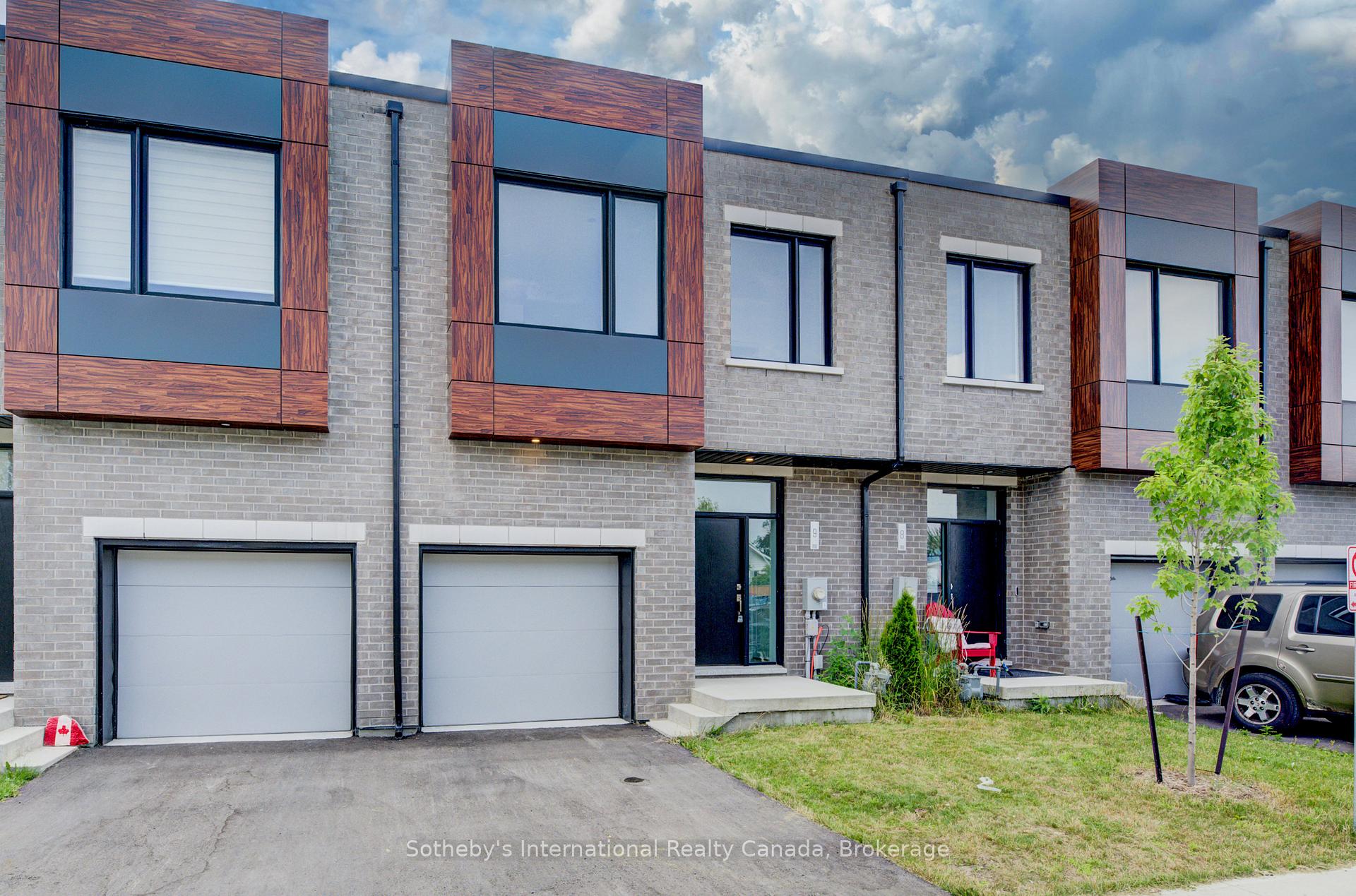 Photo 2 of Unit 14, 416 Dundas Street S, Cambridge, Christopher-Champlain — HOMEH
