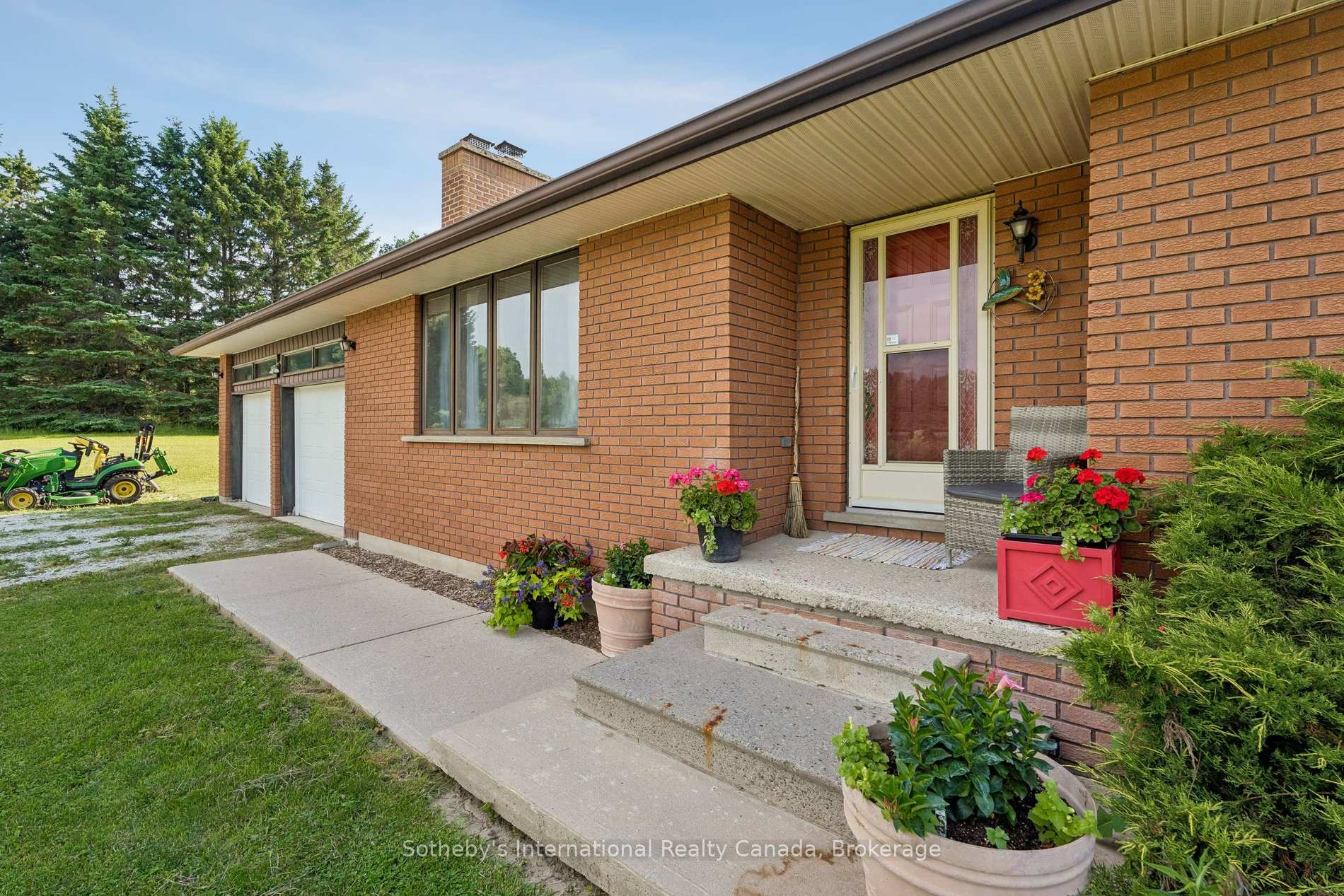Photo 11 of 938400 Airport Road, Mulmur, Rural Mulmur — HOMEH