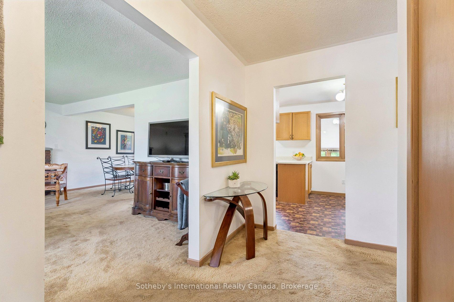 Photo 12 of 938400 Airport Road, Mulmur, Rural Mulmur — HOMEH