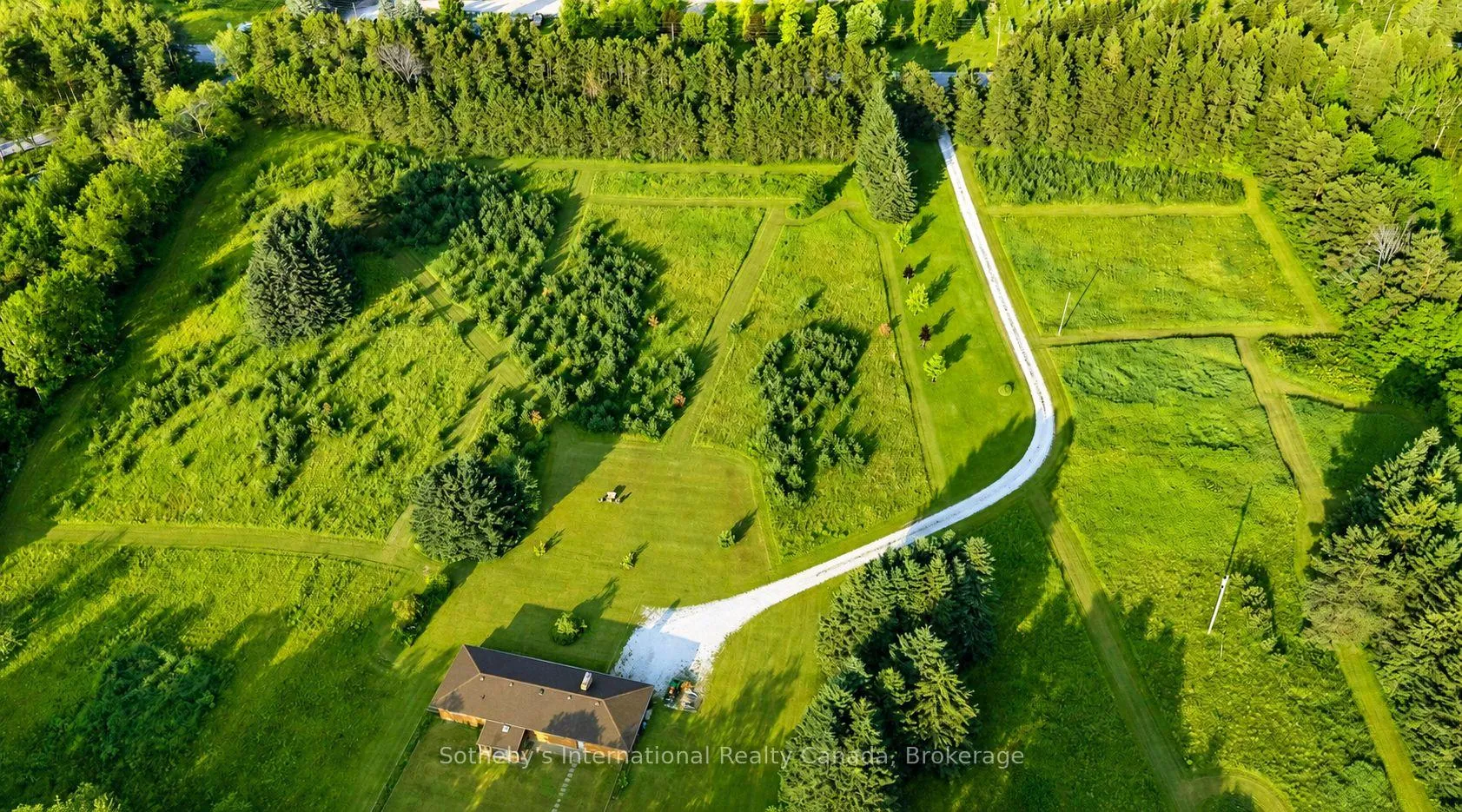 Photo 2 of 938400 Airport Road, Mulmur, Rural Mulmur — HOMEH