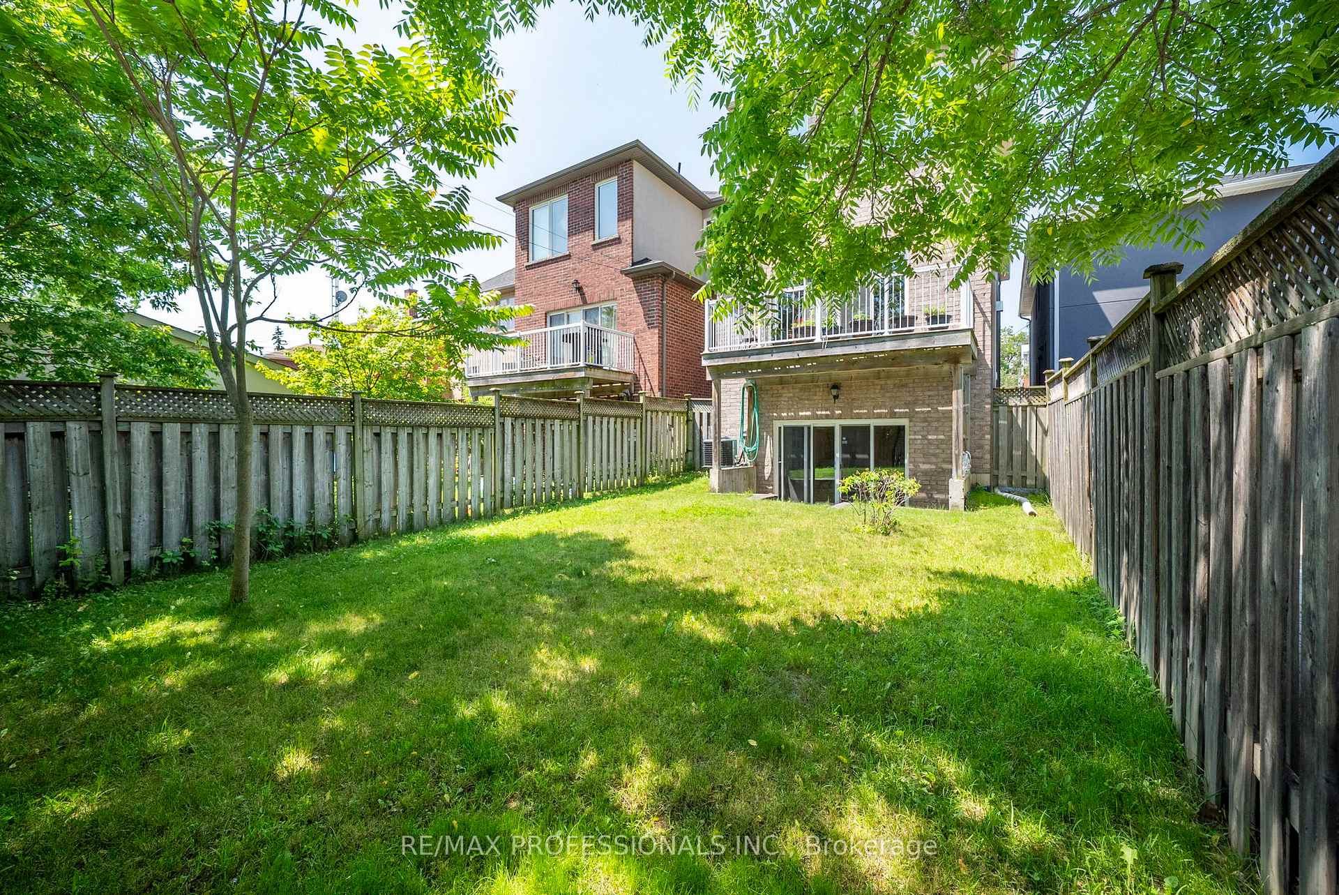 Photo 44 of 89 Twenty Second Street, Etobicoke, New Toronto — HOMEH