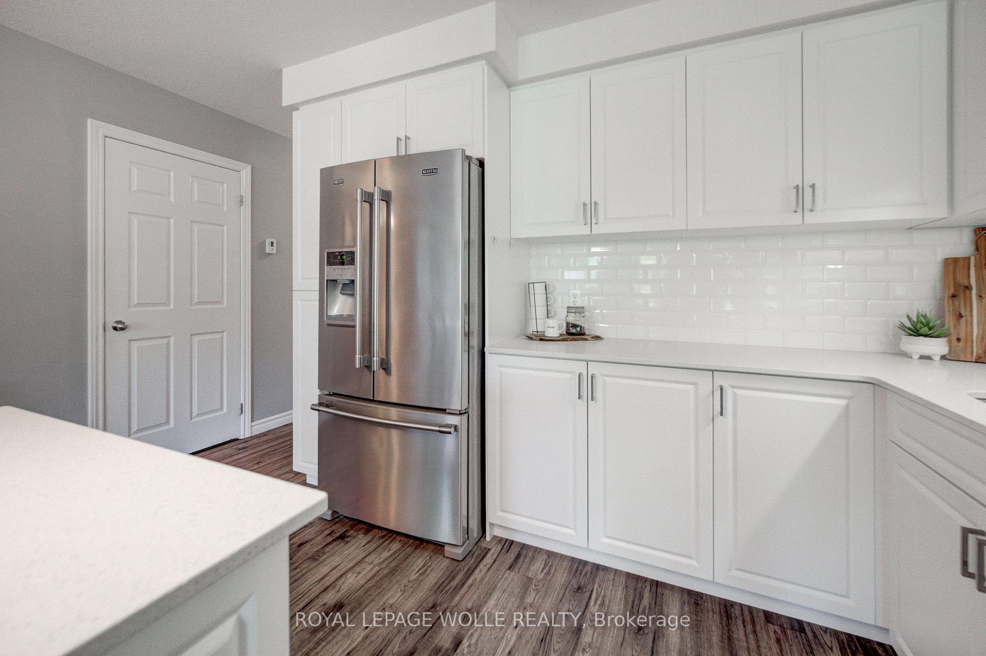 Photo 14 of Unit 6, 42 West Acres Crescent, Kitchener — HOMEH