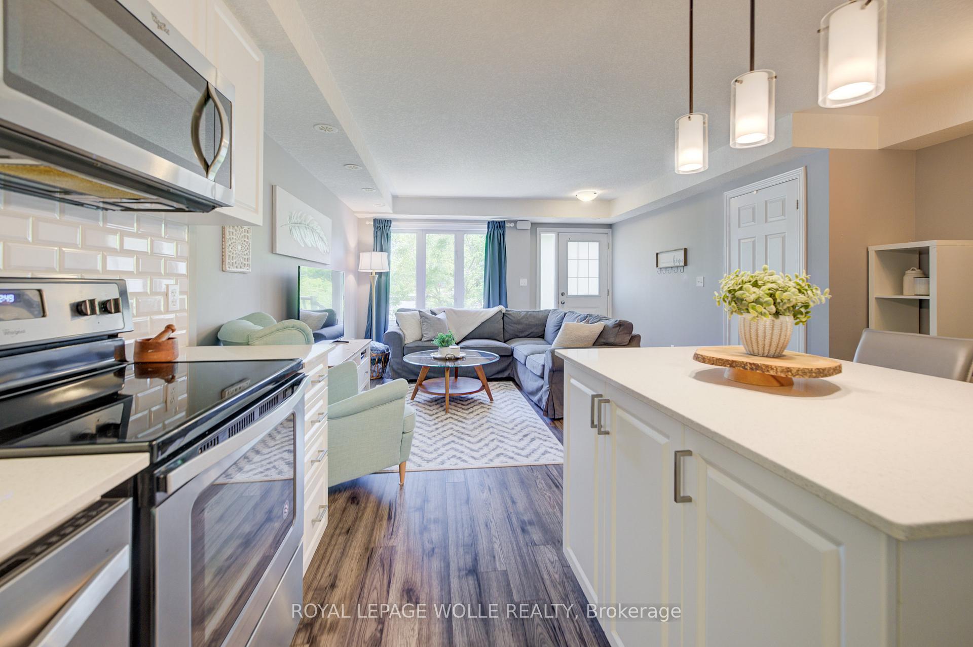 Photo 16 of Unit 6, 42 West Acres Crescent, Kitchener — HOMEH