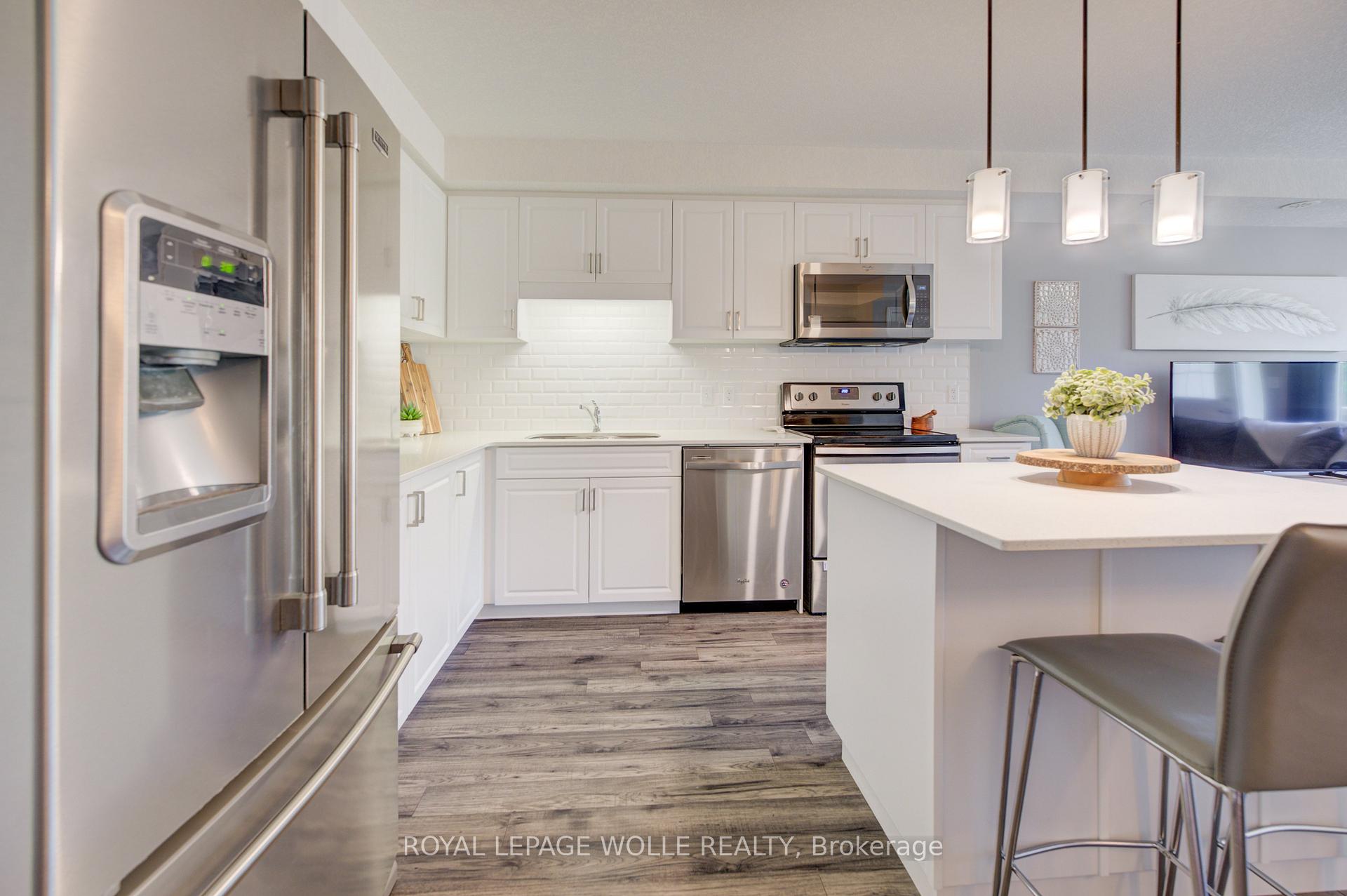 Photo 17 of Unit 6, 42 West Acres Crescent, Kitchener — HOMEH