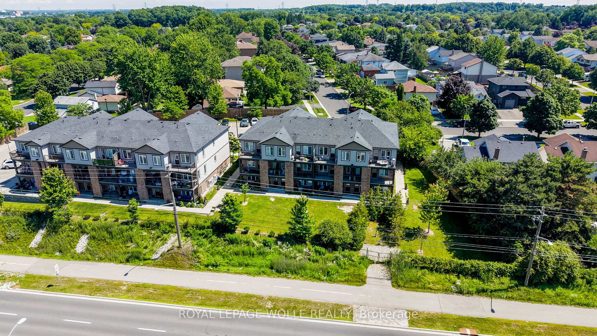 Photo 28 of Unit 6, 42 West Acres Crescent, Kitchener — HOMEH