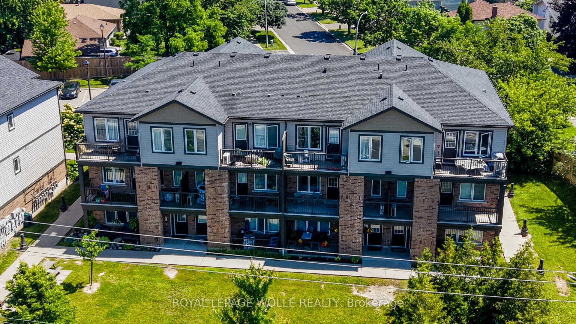 Photo 29 of Unit 6, 42 West Acres Crescent, Kitchener — HOMEH