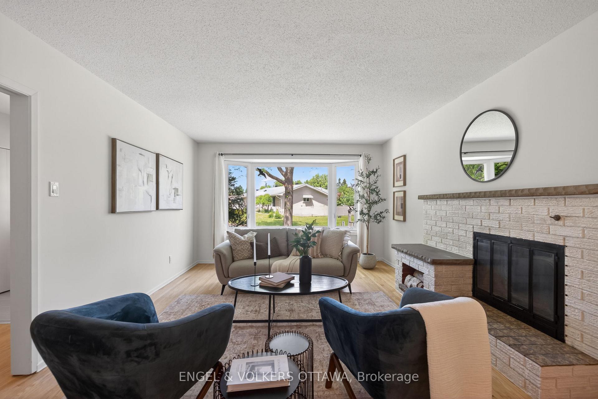 Photo 5 of 1862 Sharel Drive, Ottawa, Guildwood Estates - Urbandale Acres — HOMEH