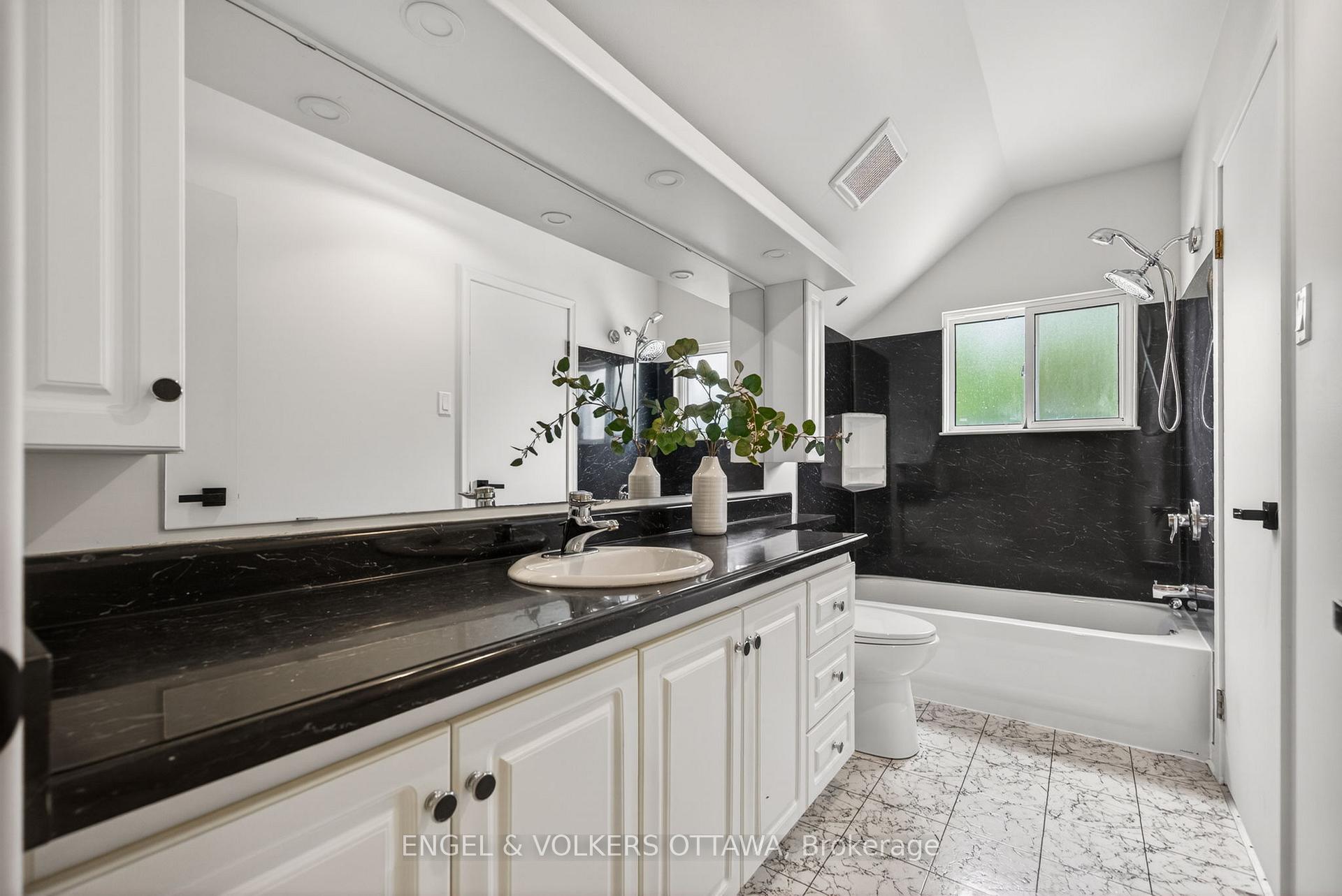 Photo 16 of 1862 Sharel Drive, Ottawa, Guildwood Estates - Urbandale Acres — HOMEH