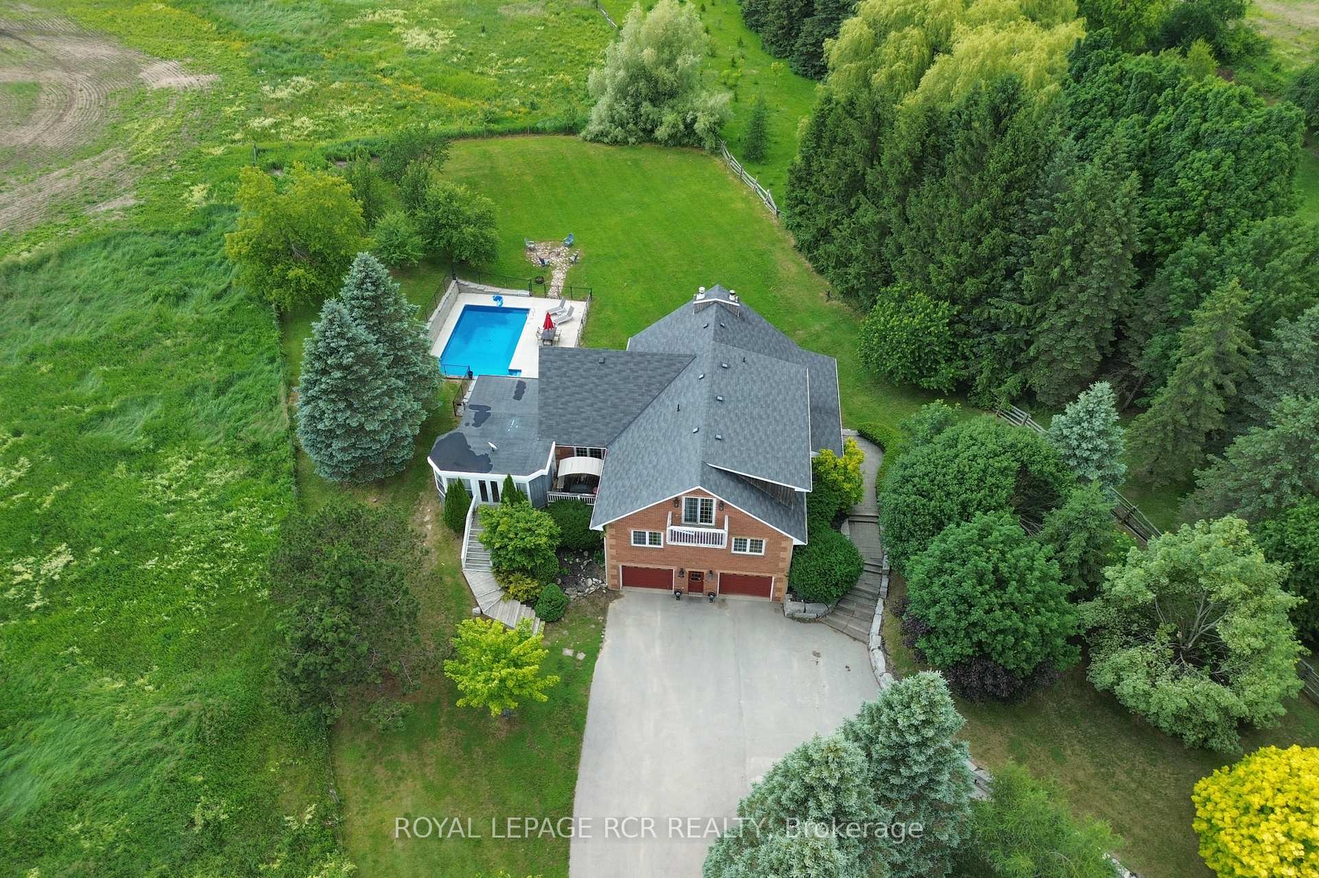 Front of 4314 Beech Grove Side Road