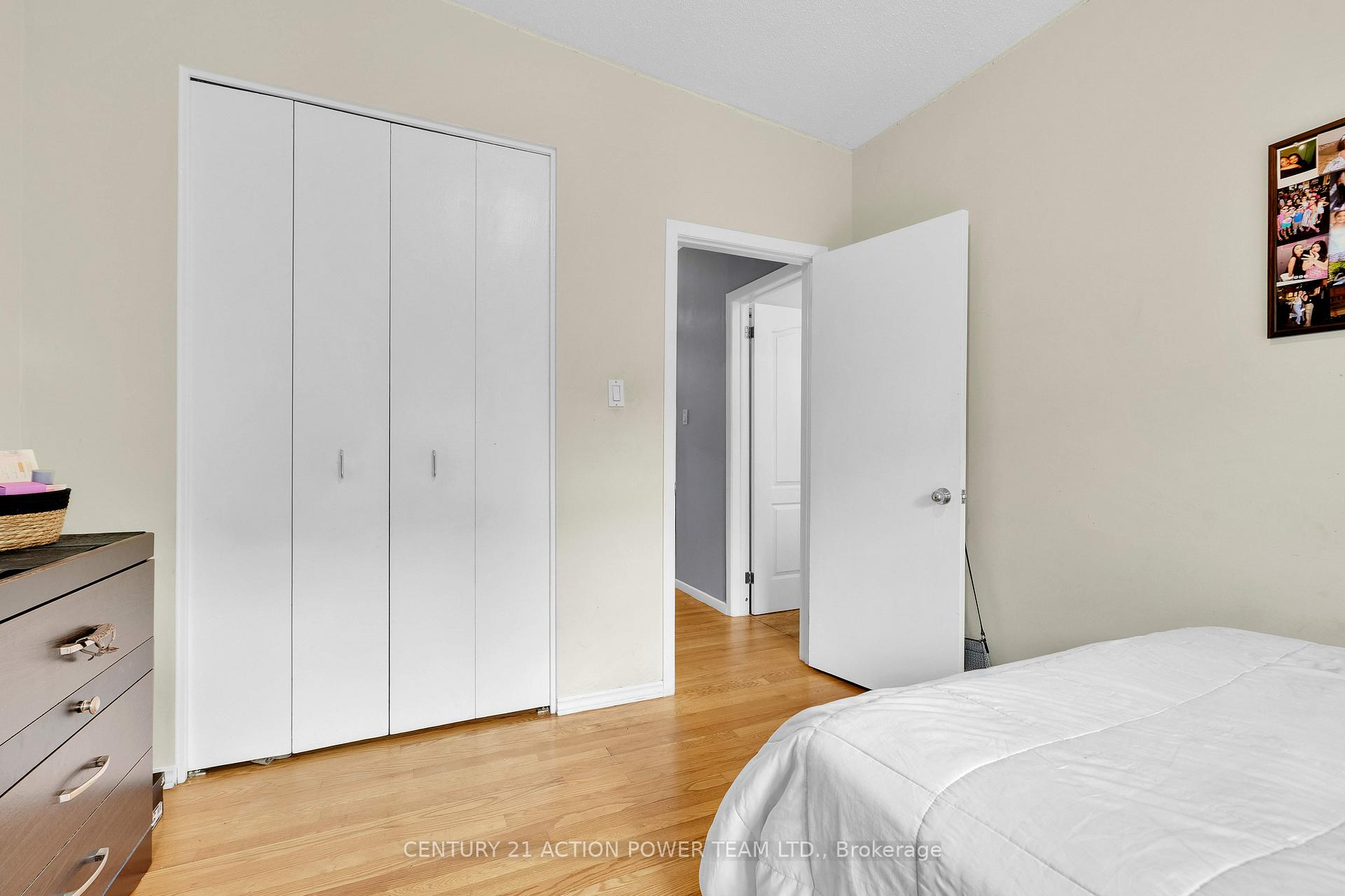 Photo 29 of 1299 Meadowlands Drive E, Ottawa, City View/Skyline/Fisher Heights/Parkwood Hills — HOMEH