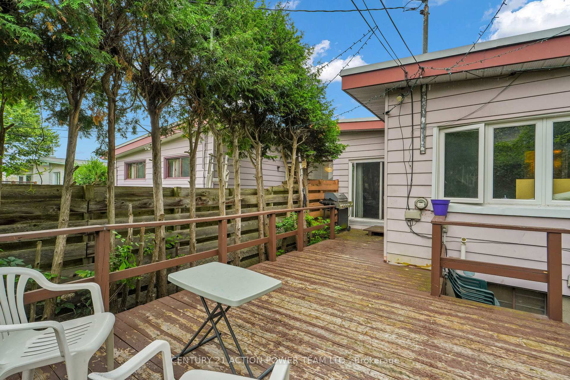 Photo 38 of 1299 Meadowlands Drive E, Ottawa, City View/Skyline/Fisher Heights/Parkwood Hills — HOMEH