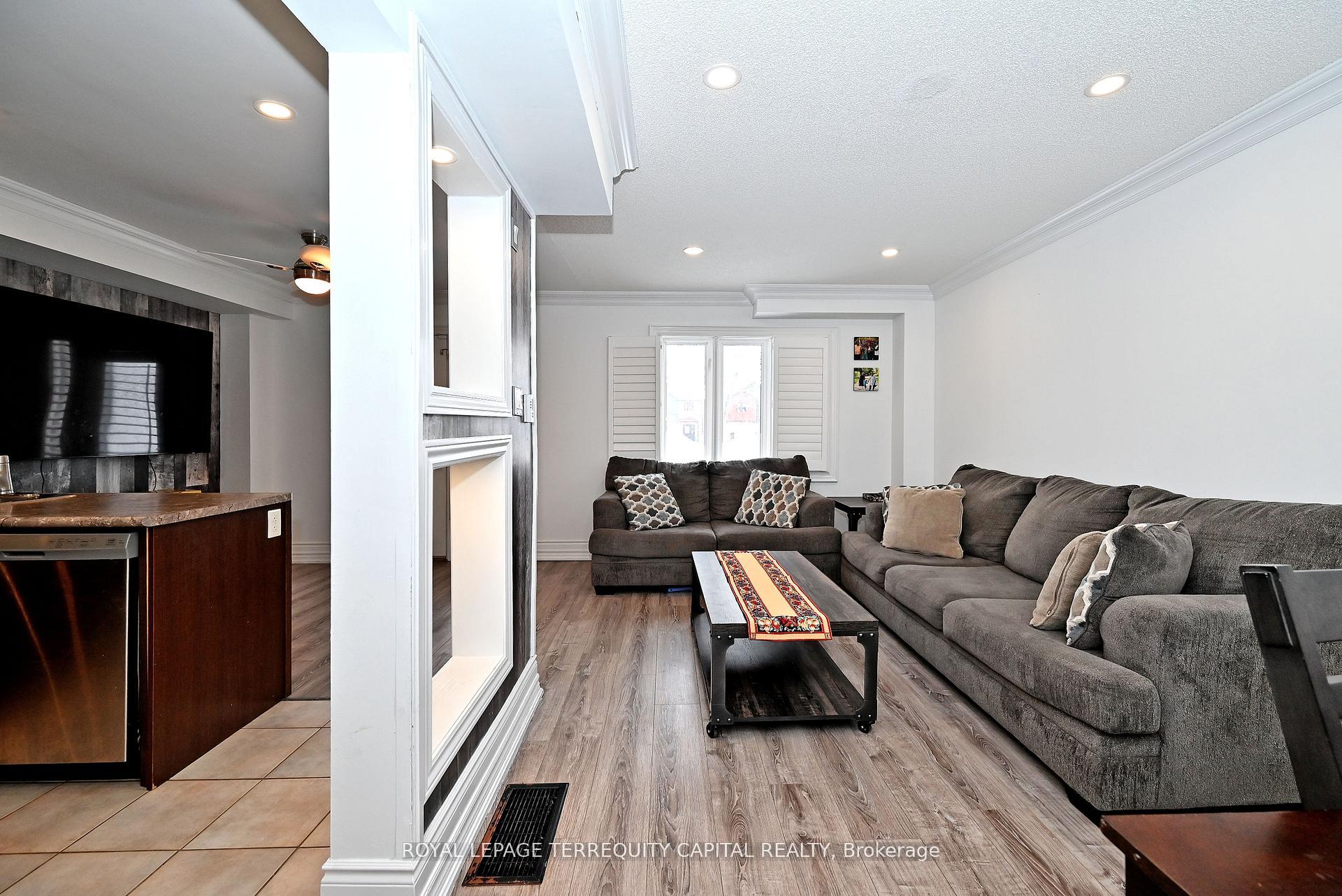 Photo 6 of Unit 6, 29 Madelaine Drive, Barrie, Painswick South — HOMEH