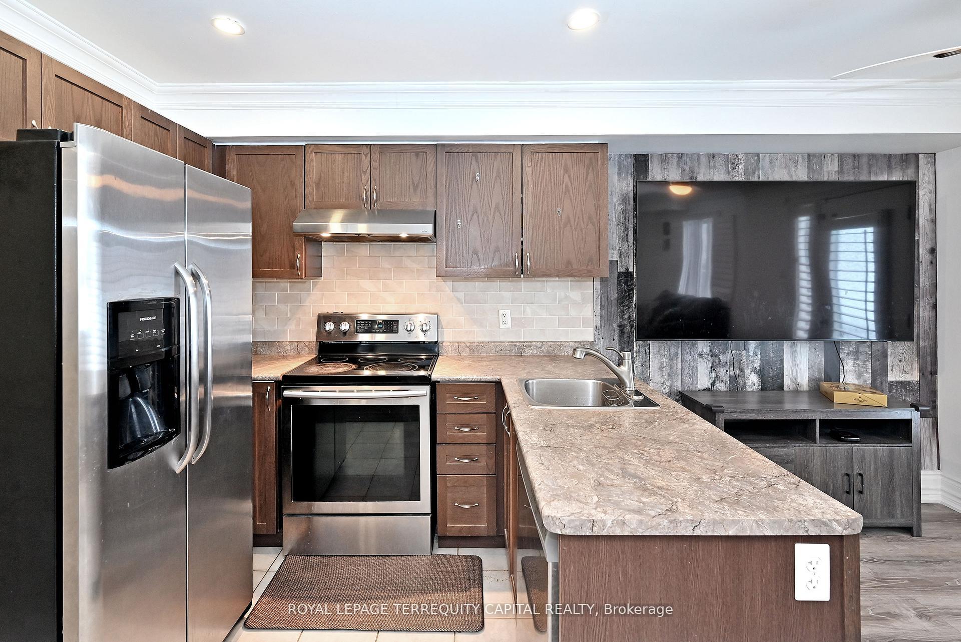 Photo 17 of Unit 6, 29 Madelaine Drive, Barrie, Painswick South — HOMEH