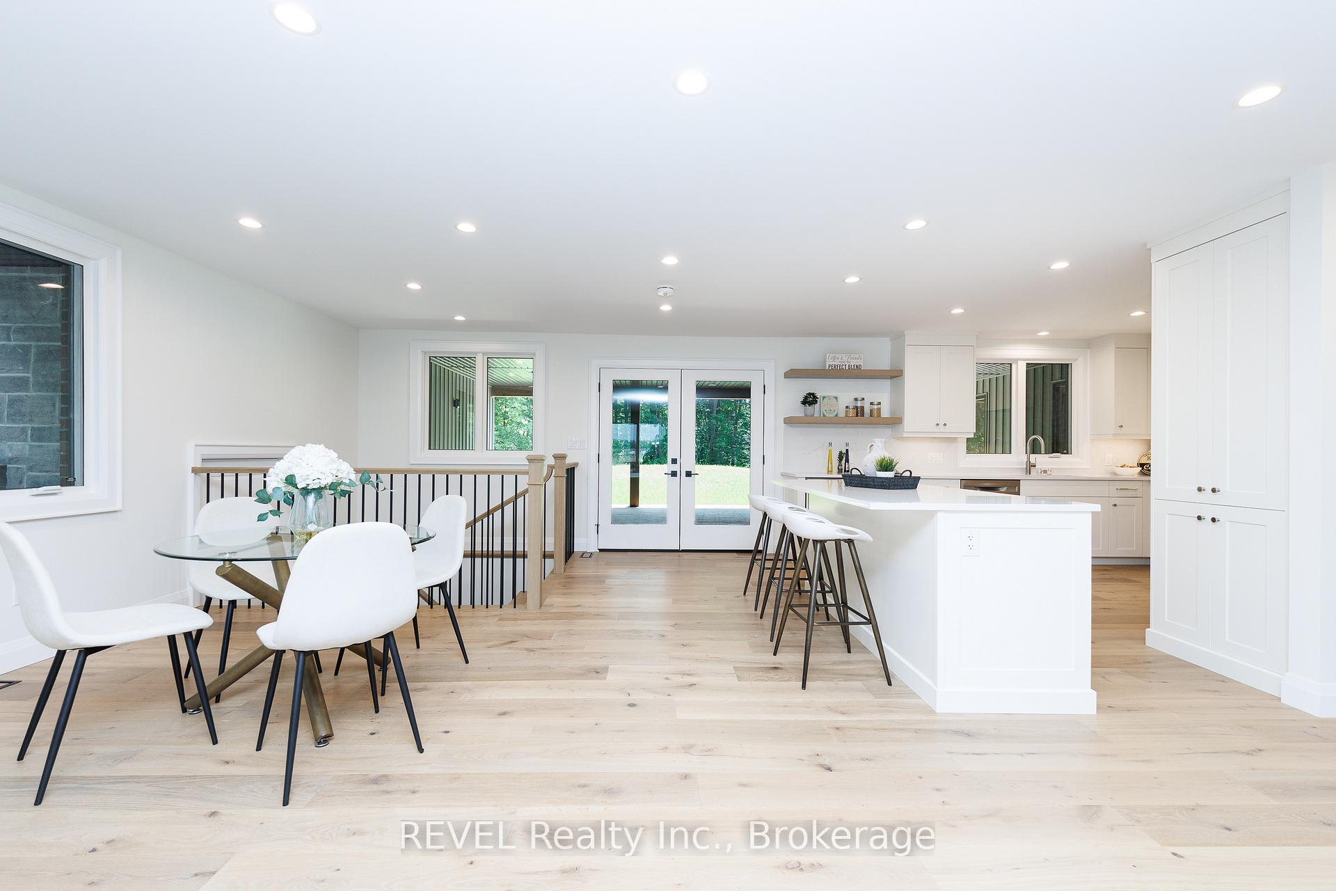 Photo 9 of 8780 Brown Road, Niagara Falls, Brown — HOMEH
