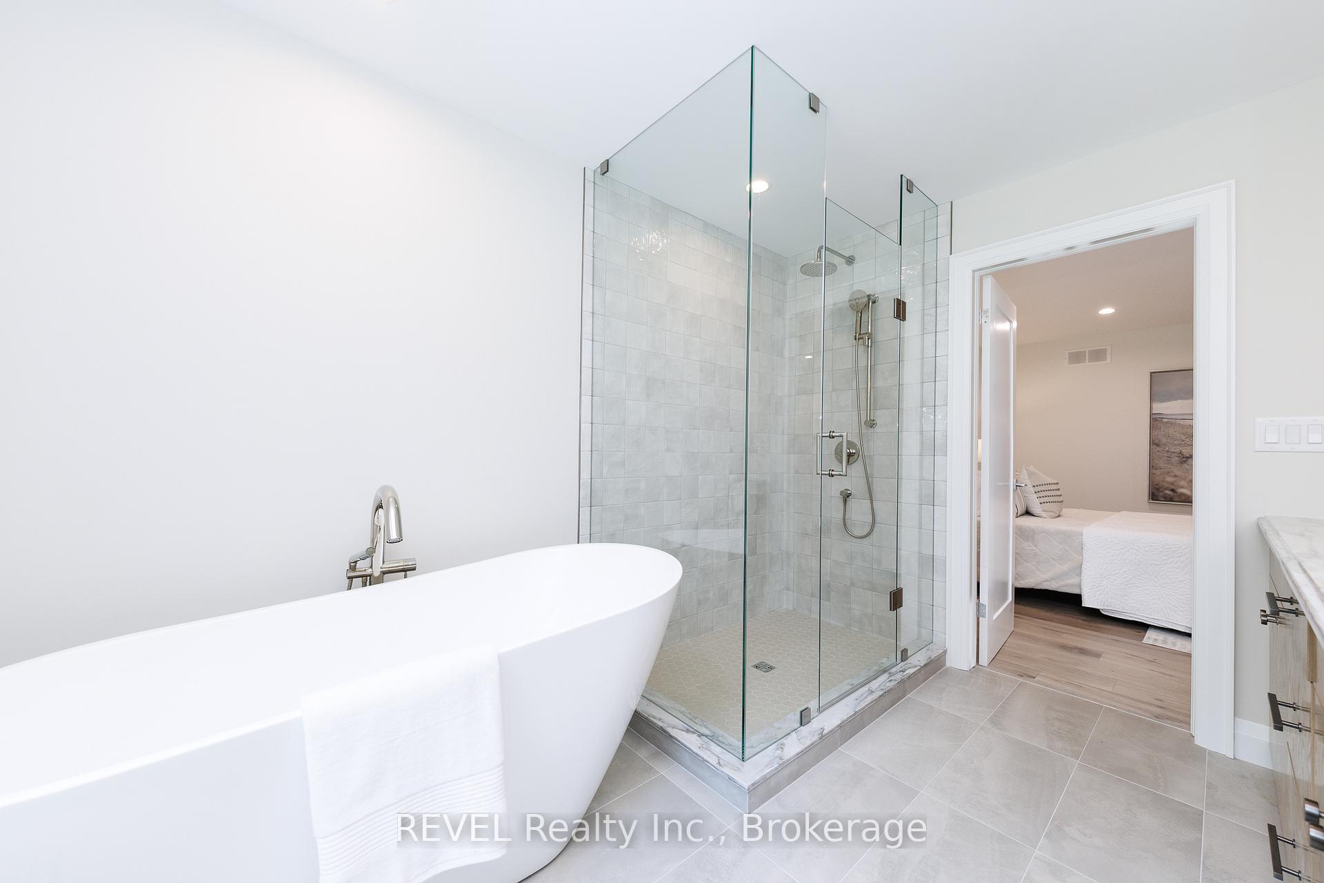 Photo 18 of 8780 Brown Road, Niagara Falls, Brown — HOMEH