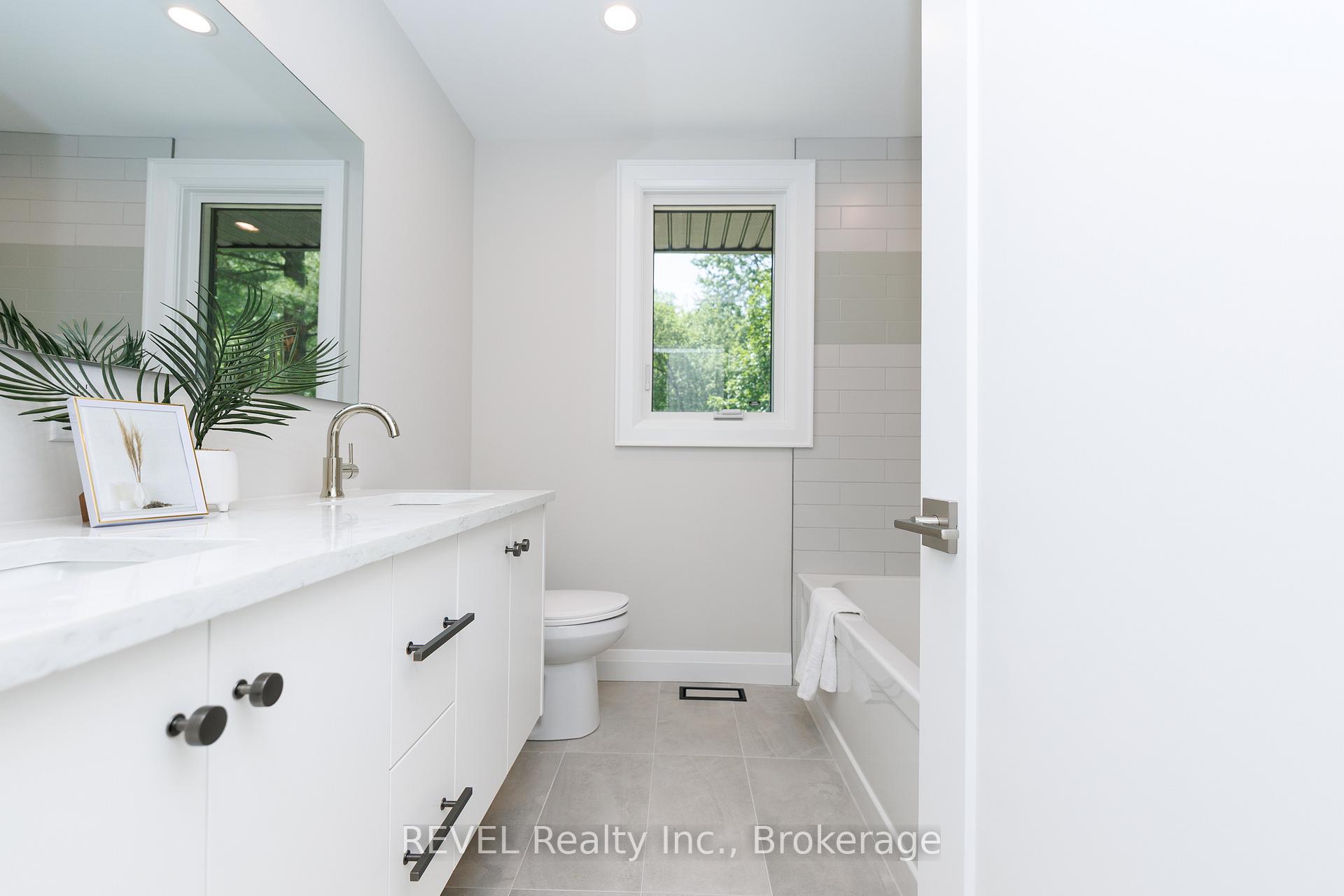 Photo 22 of 8780 Brown Road, Niagara Falls, Brown — HOMEH