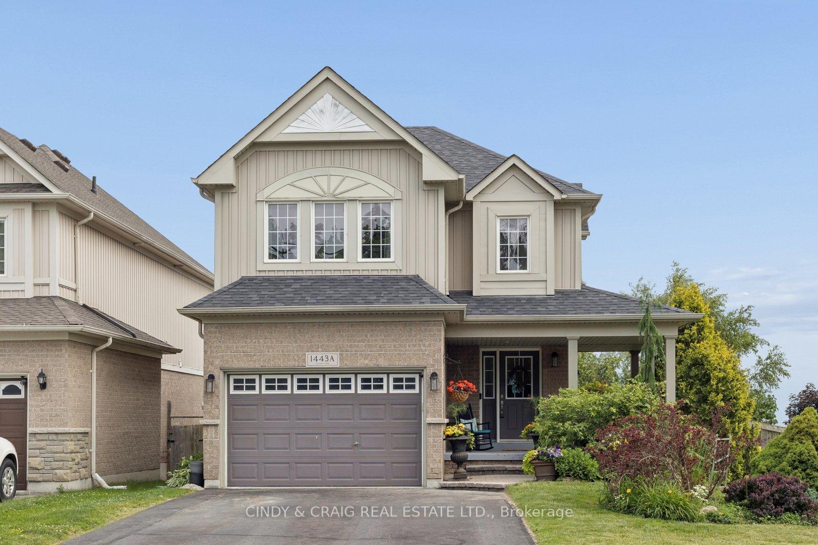 Front of 1443A Gord Vinson Avenue