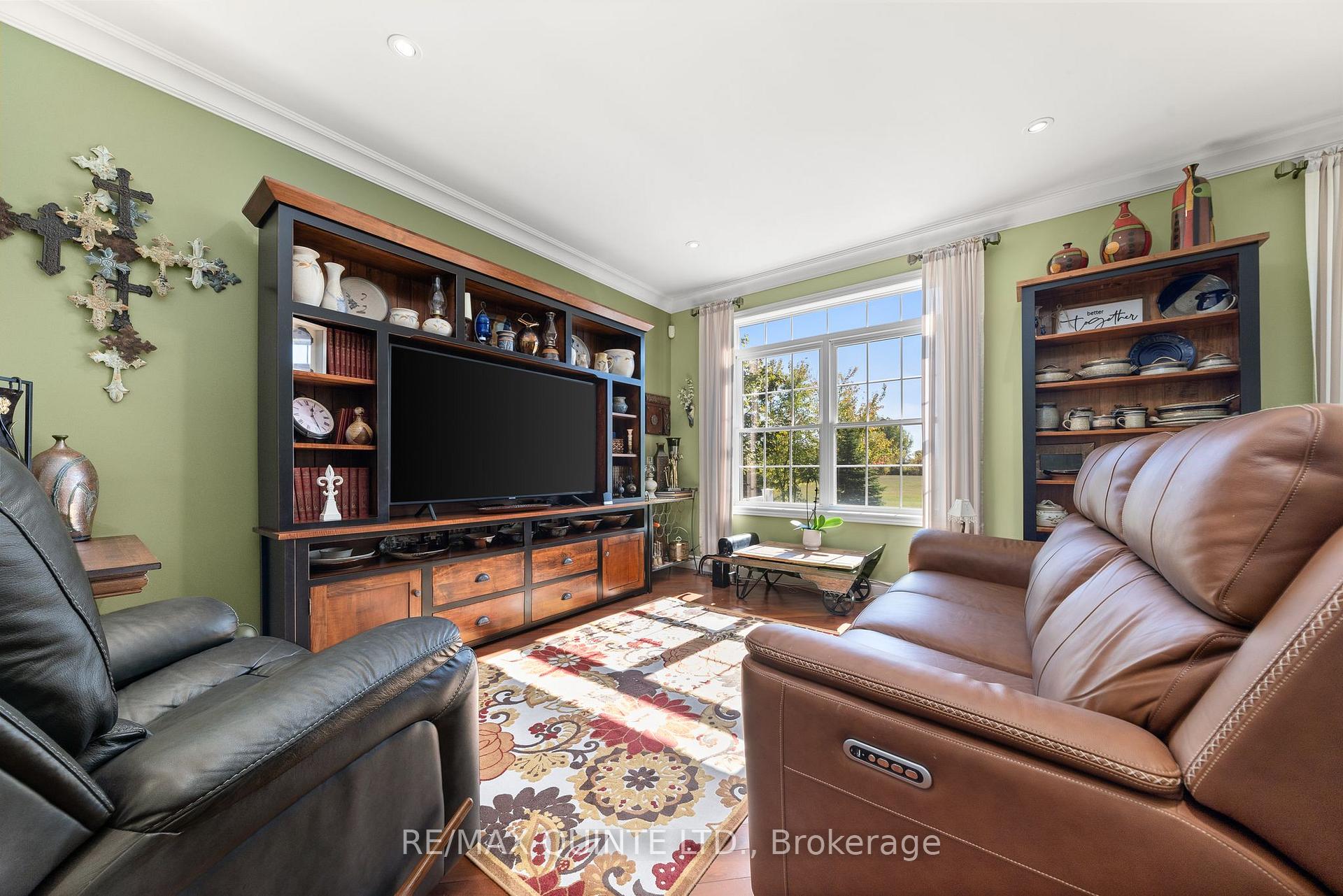 Photo 19 of 24 Gracefield Lane, Belleville, Belleville Ward — HOMEH