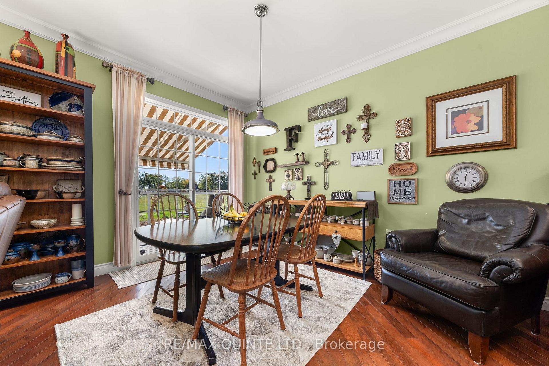 Photo 20 of 24 Gracefield Lane, Belleville, Belleville Ward — HOMEH
