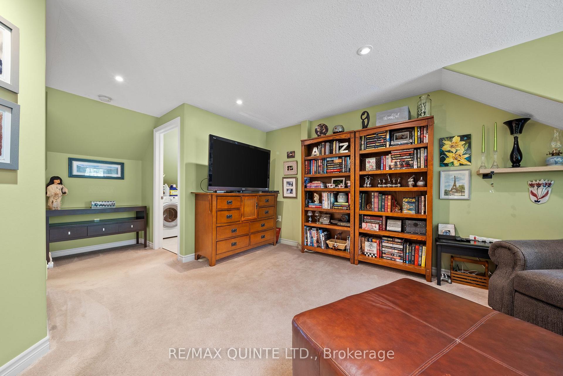 Photo 24 of 24 Gracefield Lane, Belleville, Belleville Ward — HOMEH
