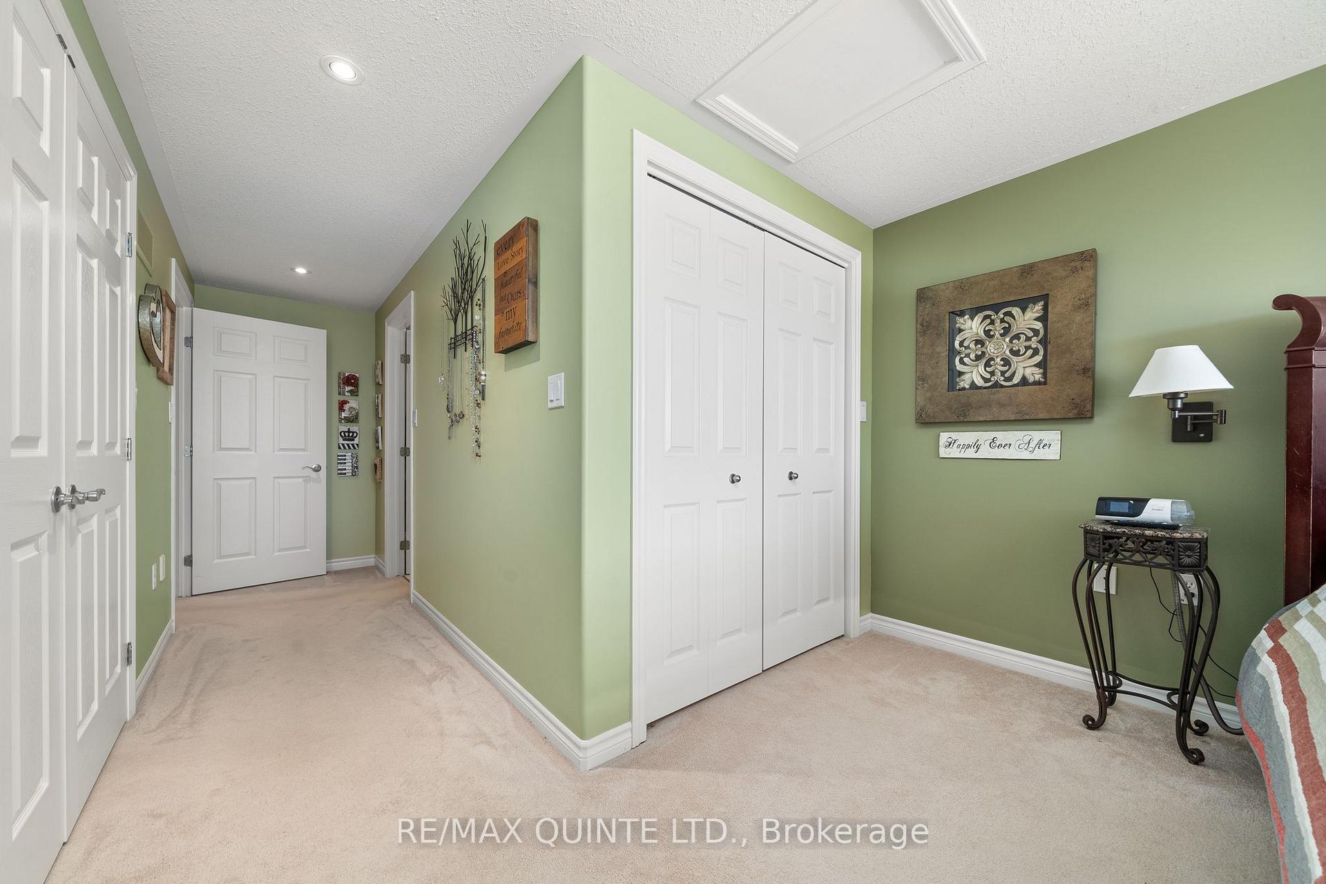 Photo 29 of 24 Gracefield Lane, Belleville, Belleville Ward — HOMEH