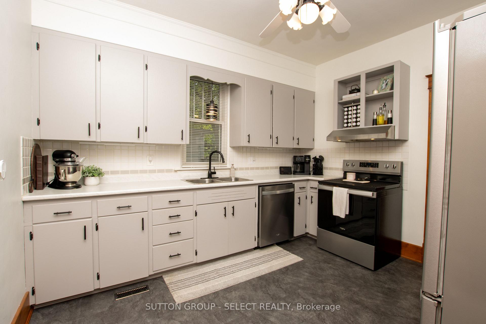 Photo 15 of 4273 Colonel Talbot Road N, London, South V — HOMEH