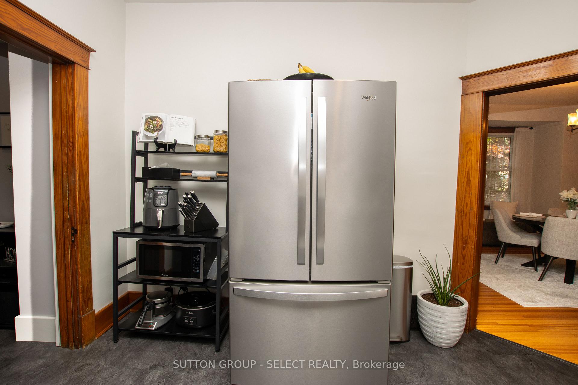 Photo 16 of 4273 Colonel Talbot Road N, London, South V — HOMEH