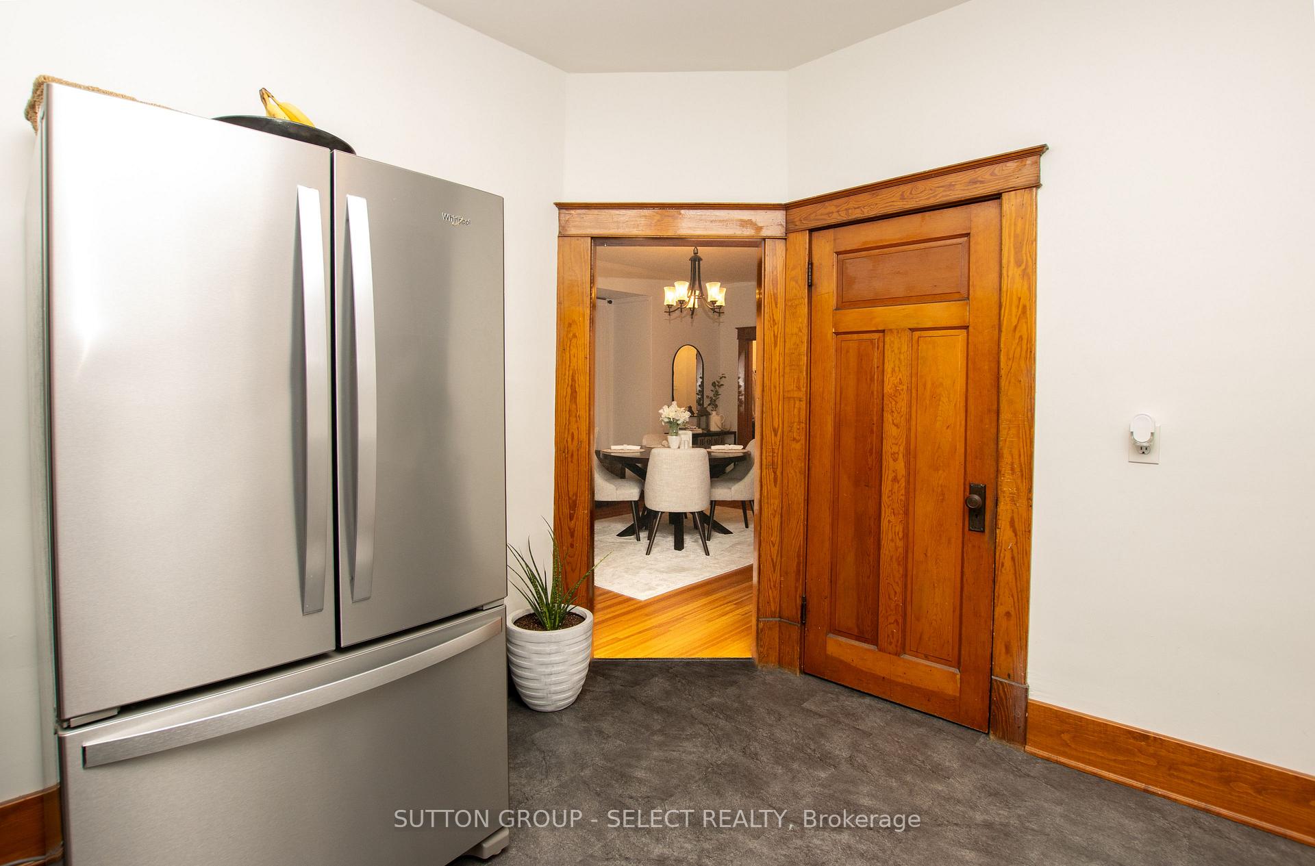 Photo 17 of 4273 Colonel Talbot Road N, London, South V — HOMEH