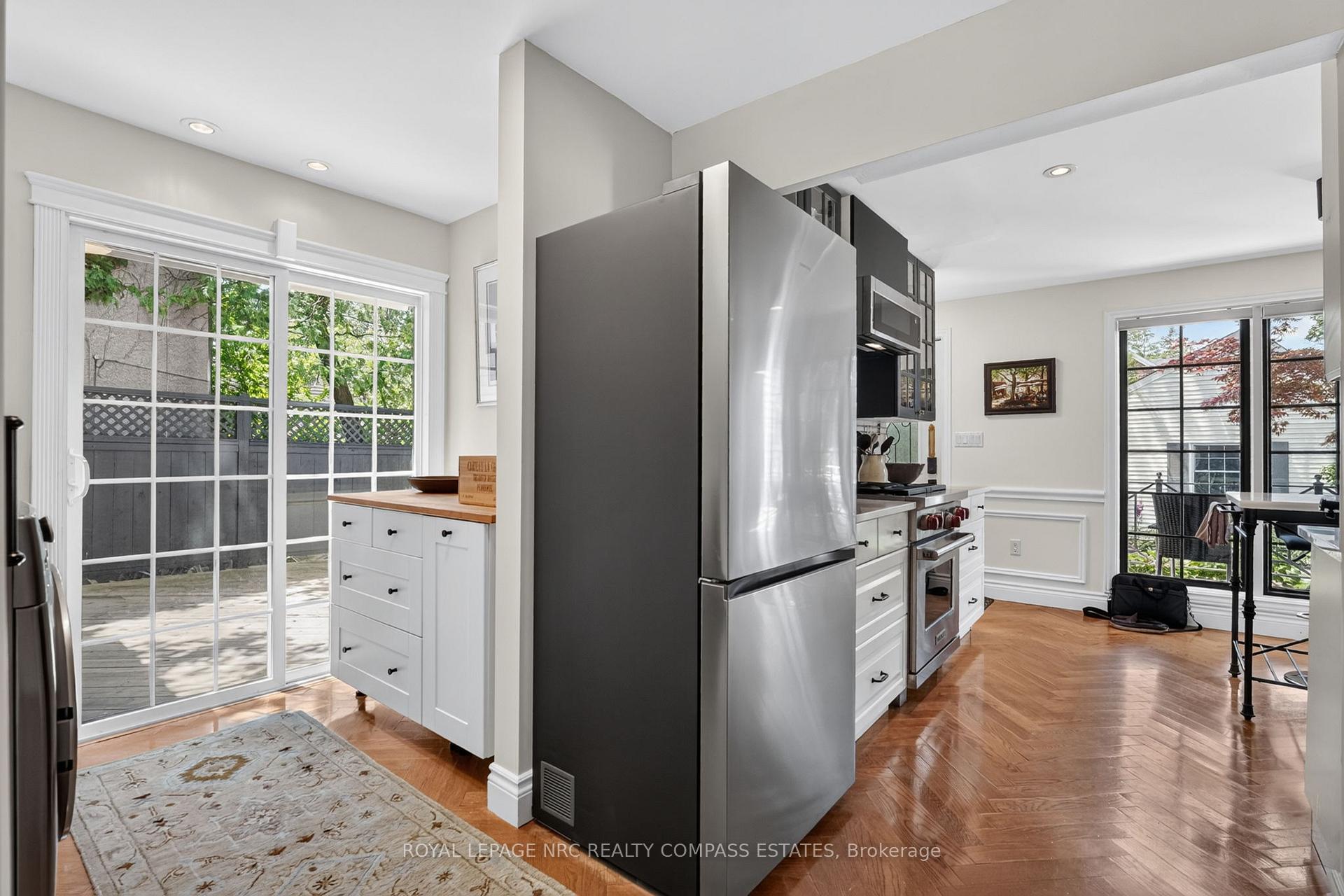 Photo 15 of 54 Glenridge Avenue, St. Catharines, Old Glenridge — HOMEH