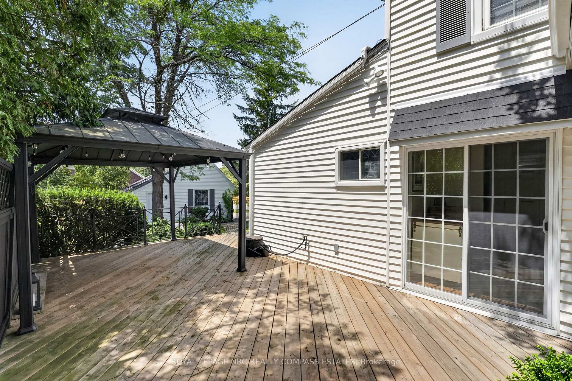 Photo 40 of 54 Glenridge Avenue, St. Catharines, Old Glenridge — HOMEH