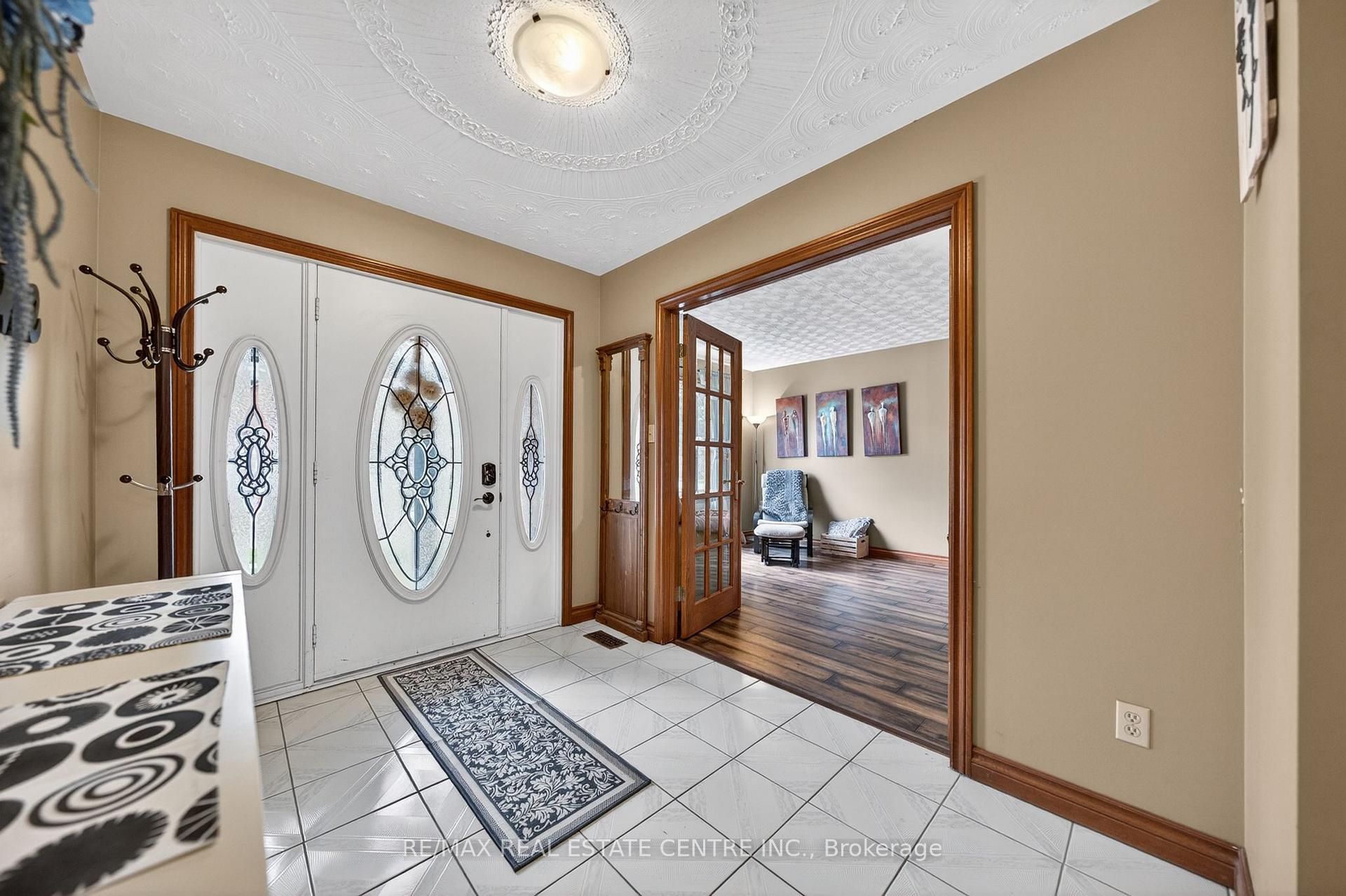Photo 6 of 86 Chimney Hill Drive, Cambridge, Sheldon-Conestoga — HOMEH