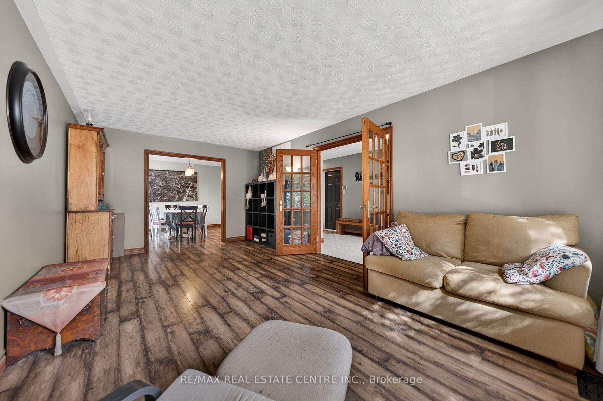 Photo 10 of 86 Chimney Hill Drive, Cambridge, Sheldon-Conestoga — HOMEH