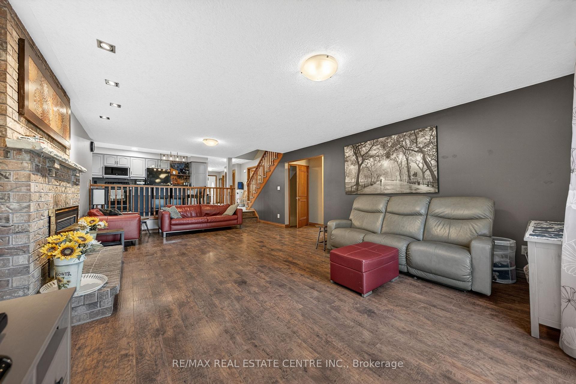 Photo 19 of 86 Chimney Hill Drive, Cambridge, Sheldon-Conestoga — HOMEH