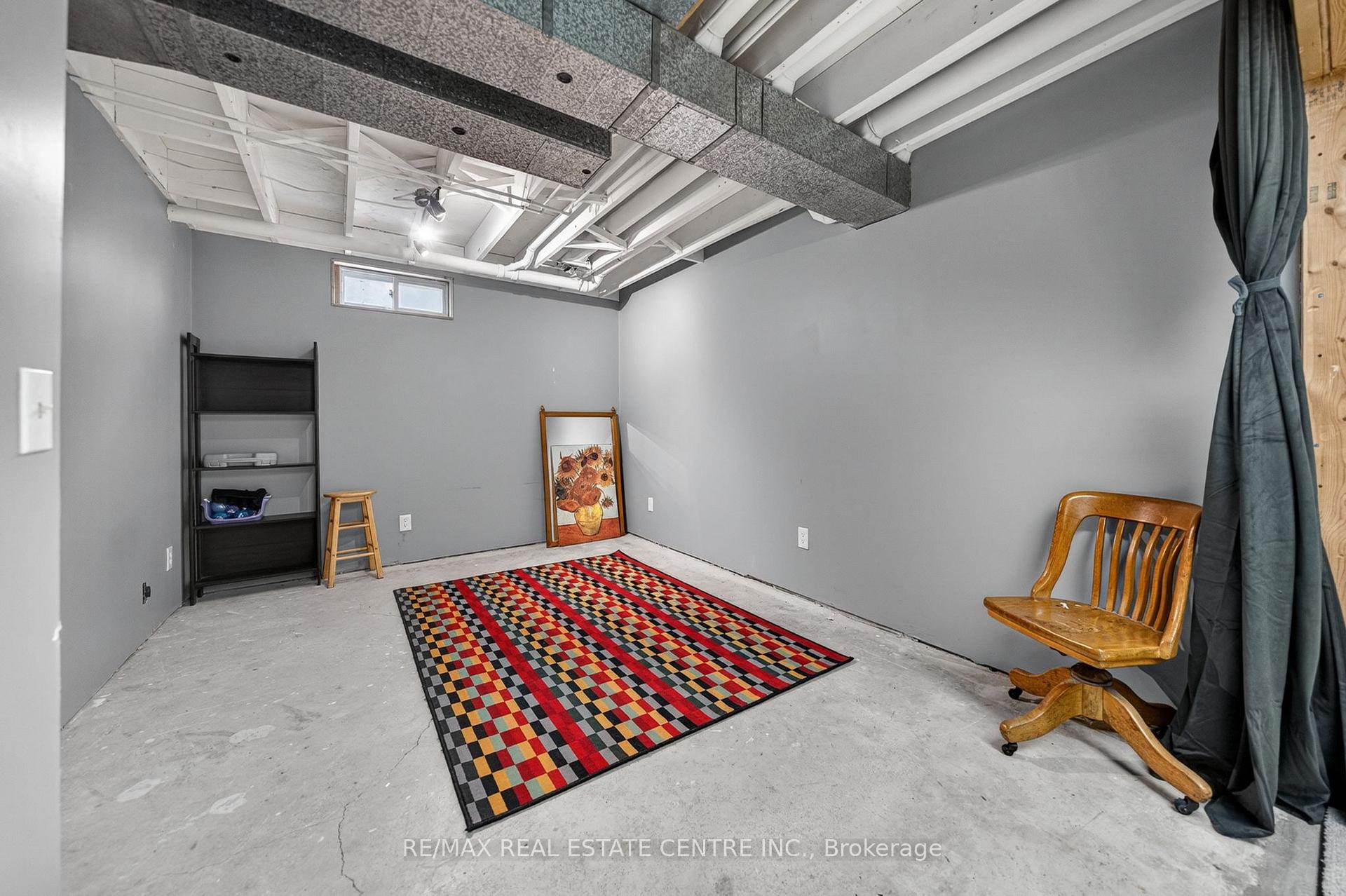 Photo 33 of 86 Chimney Hill Drive, Cambridge, Sheldon-Conestoga — HOMEH