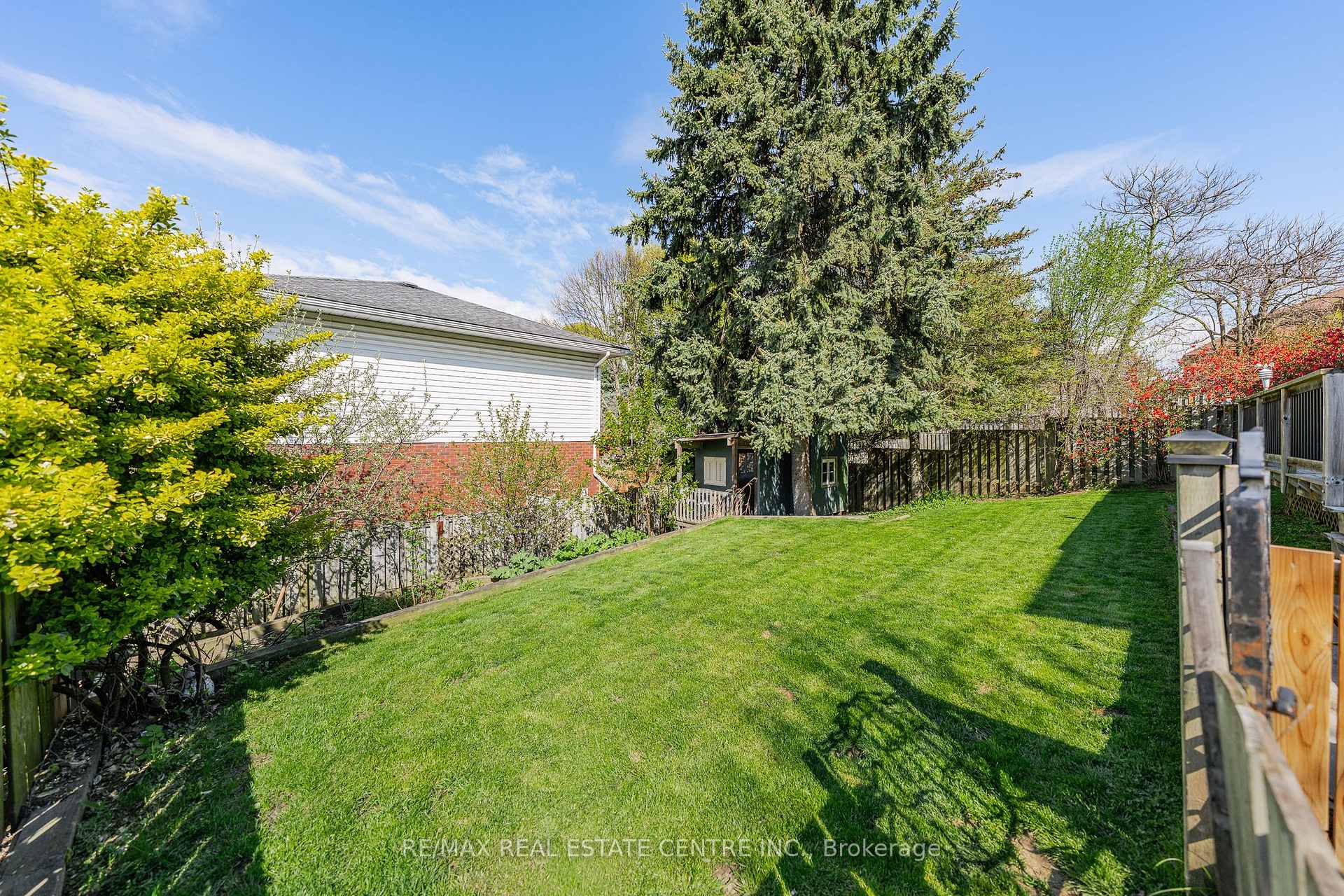 Photo 43 of 86 Chimney Hill Drive, Cambridge, Sheldon-Conestoga — HOMEH