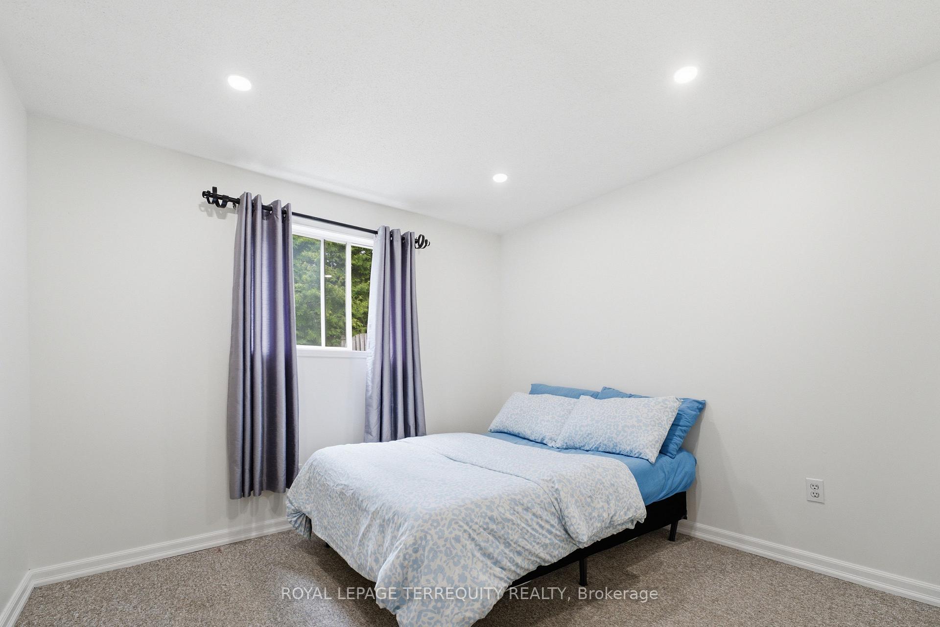 Photo 21 of 48 Borland Court, Clarington, Bowmanville — HOMEH