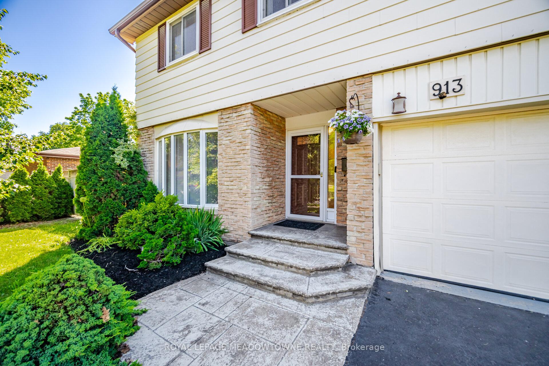 Photo 4 of 913 Maple Avenue, Milton, Dorset Park — HOMEH