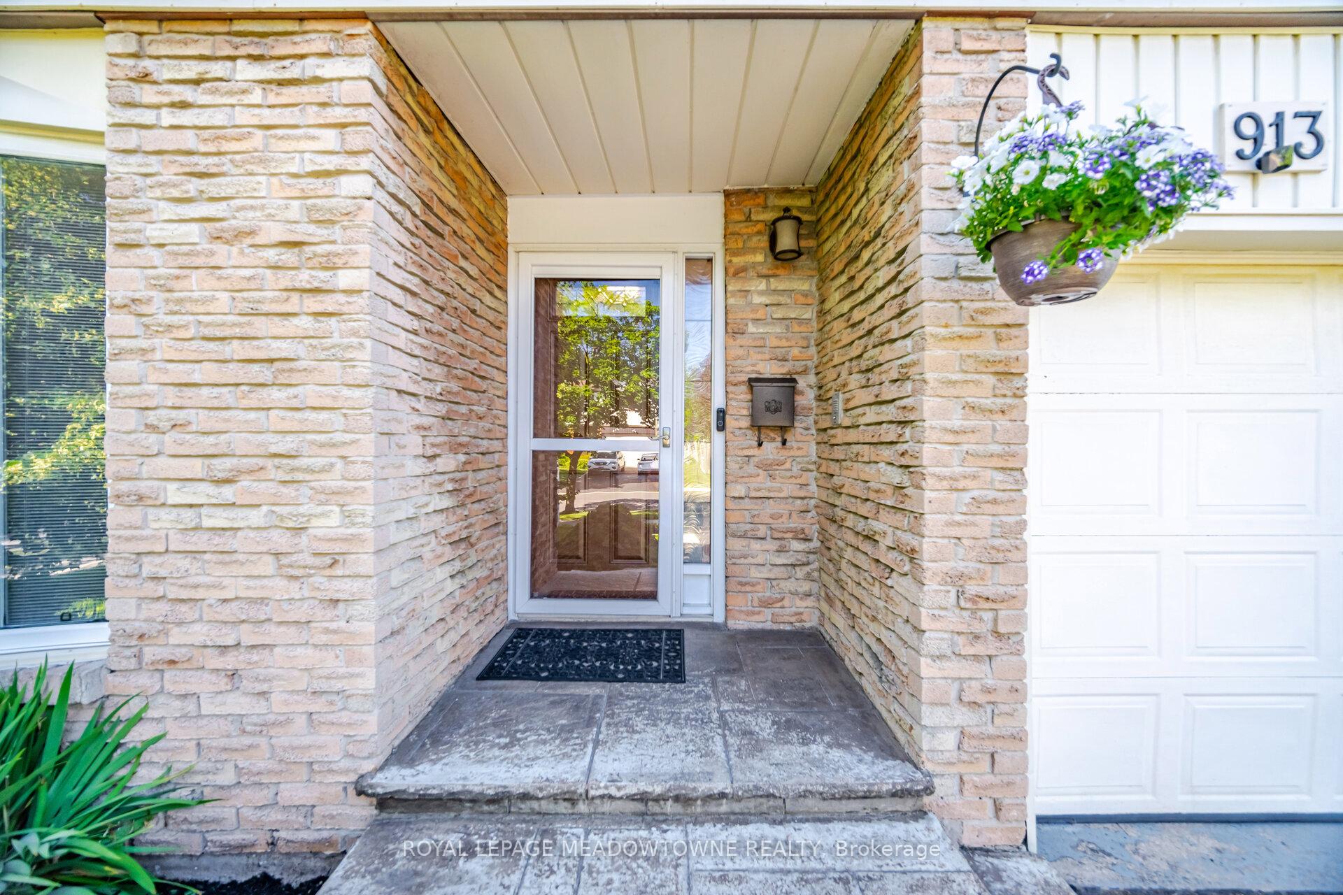 Photo 5 of 913 Maple Avenue, Milton, Dorset Park — HOMEH