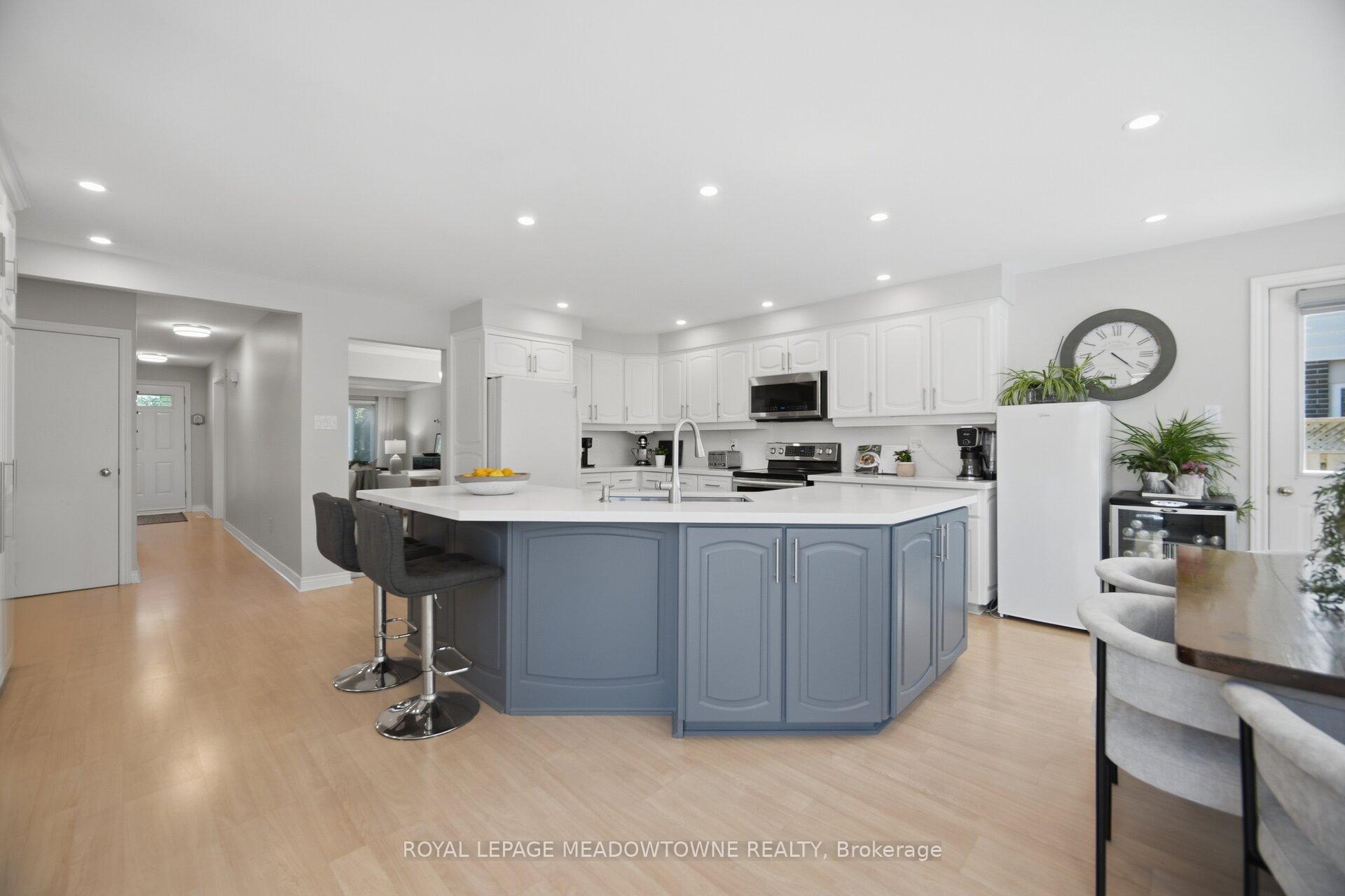 Photo 15 of 913 Maple Avenue, Milton, Dorset Park — HOMEH