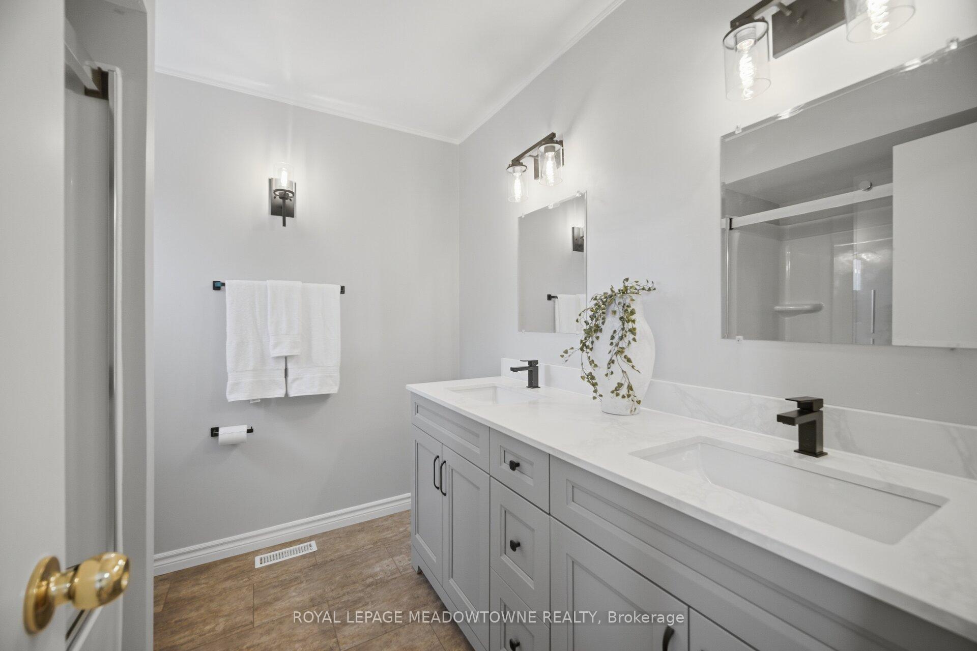 Photo 34 of 913 Maple Avenue, Milton, Dorset Park — HOMEH
